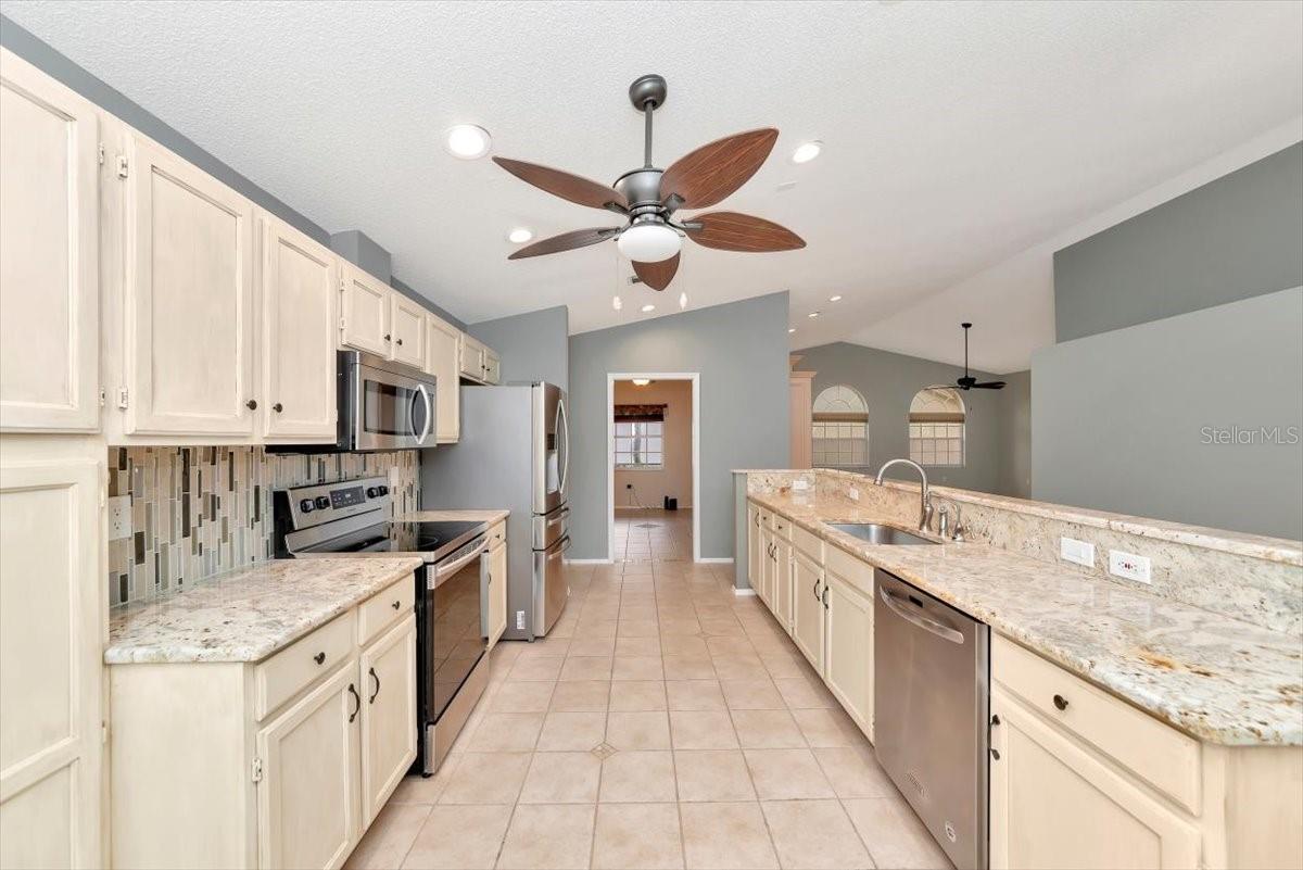 4734 RAINTREE STREET CIR E — photo 18
