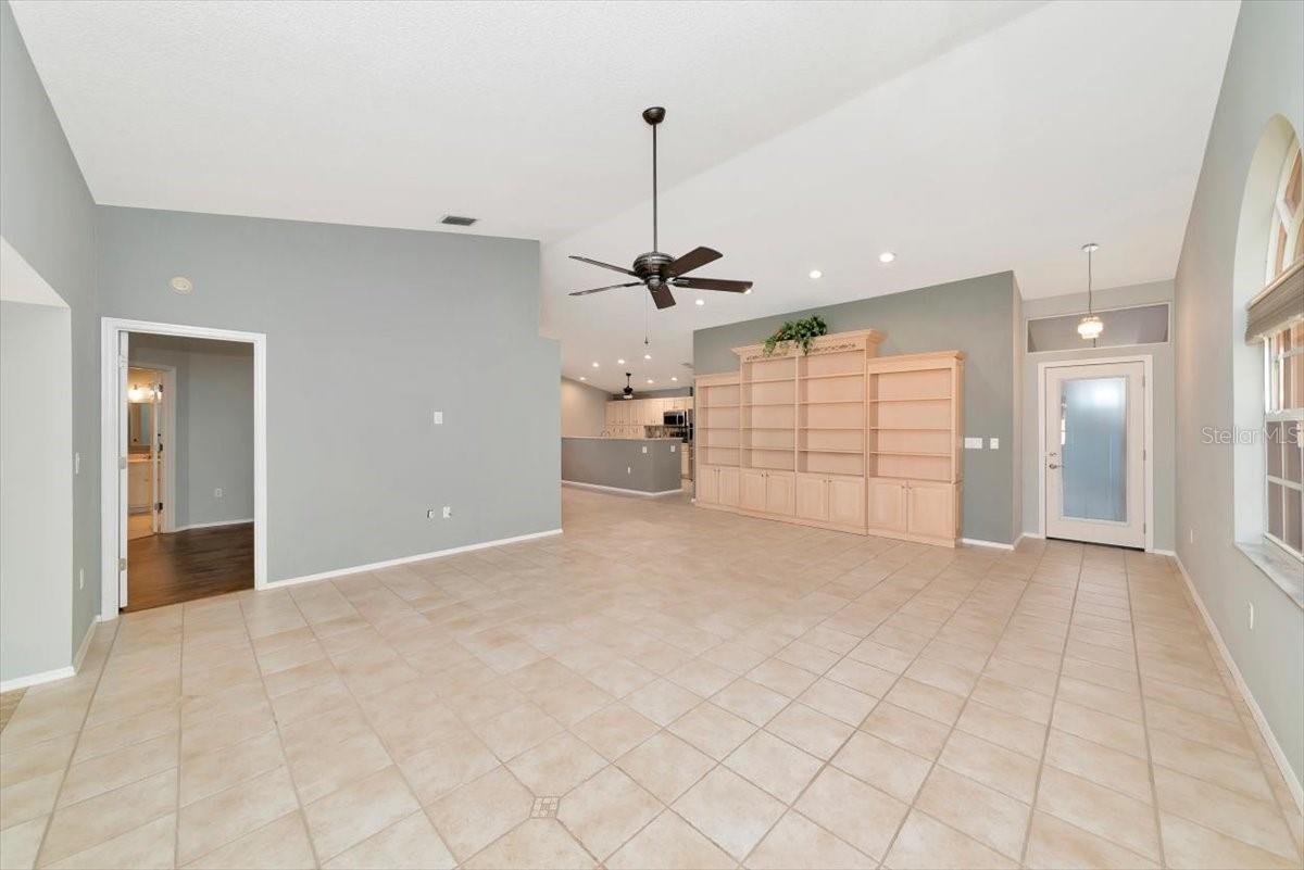 4734 RAINTREE STREET CIR E — photo 8