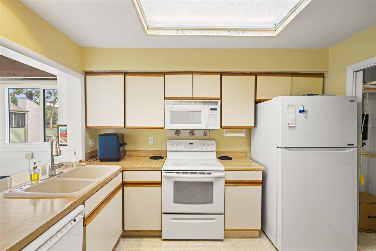 4138 PINELAKE LN #201 — photo 14