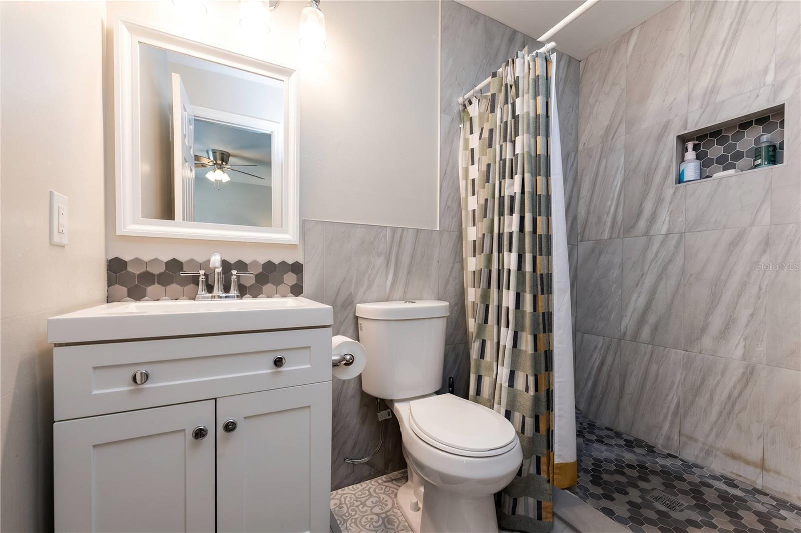 4703 SERENA DR — photo 12
