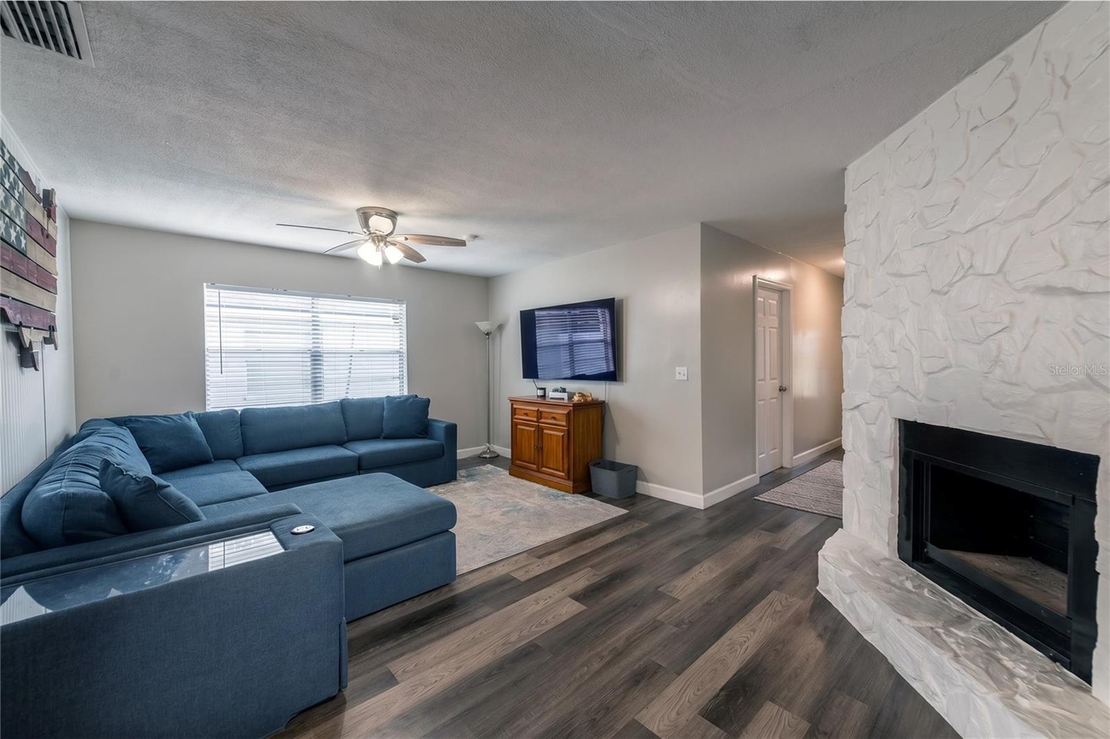 4703 SERENA DR — photo 5