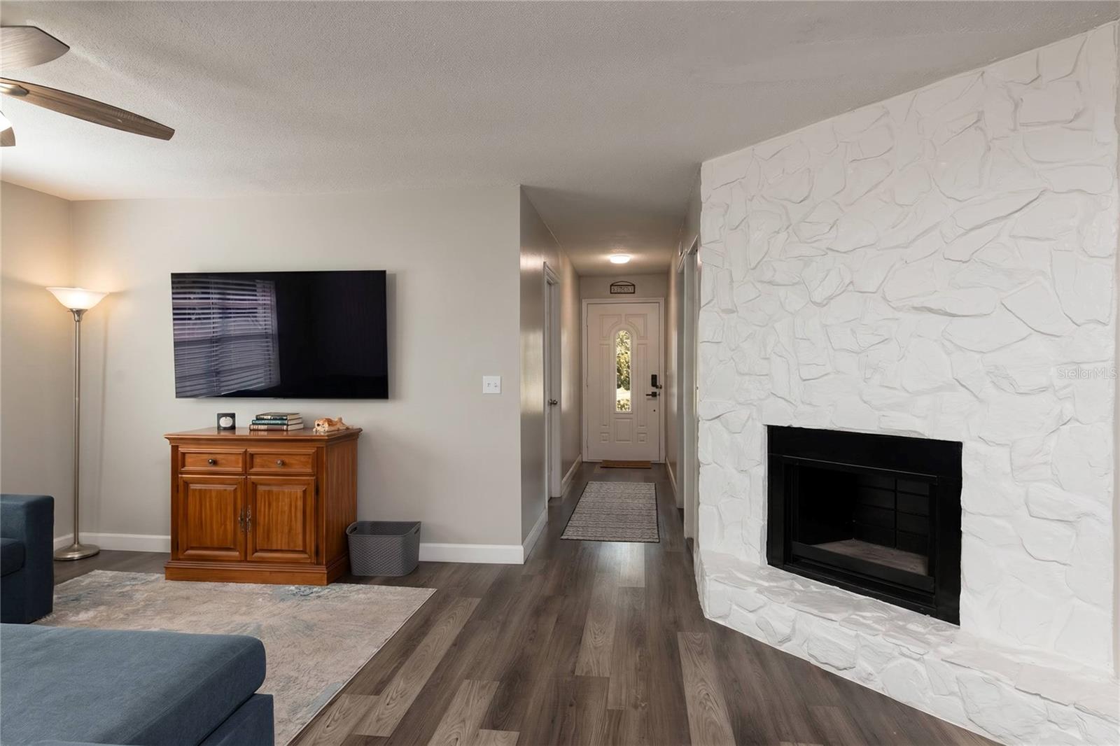 4703 SERENA DR — photo 4