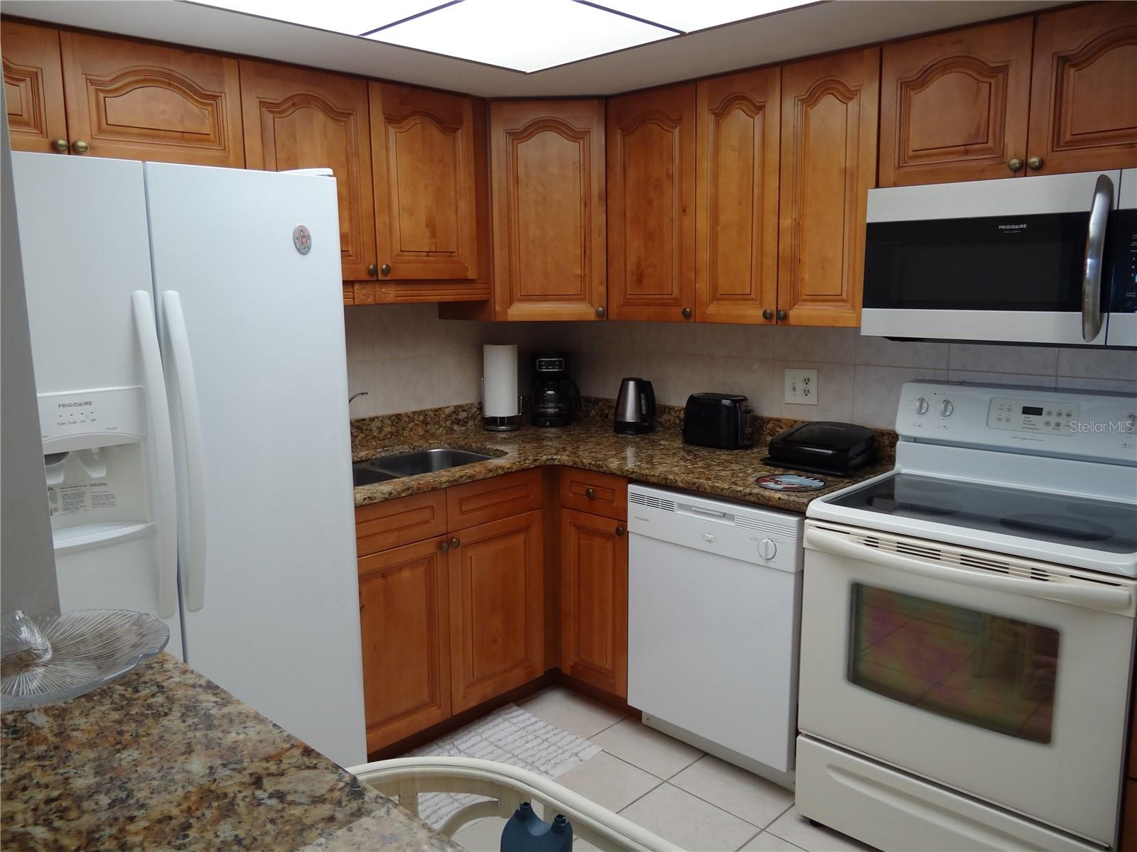 4900 BRITTANY DR S #305 — photo 16
