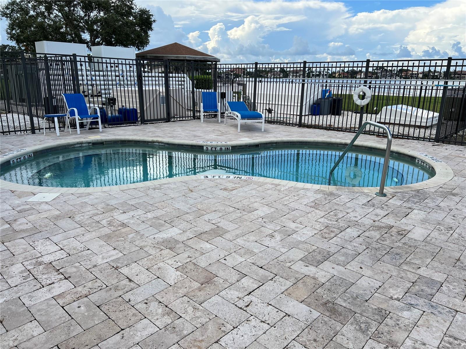 4900 BRITTANY DR S #305 — photo 9