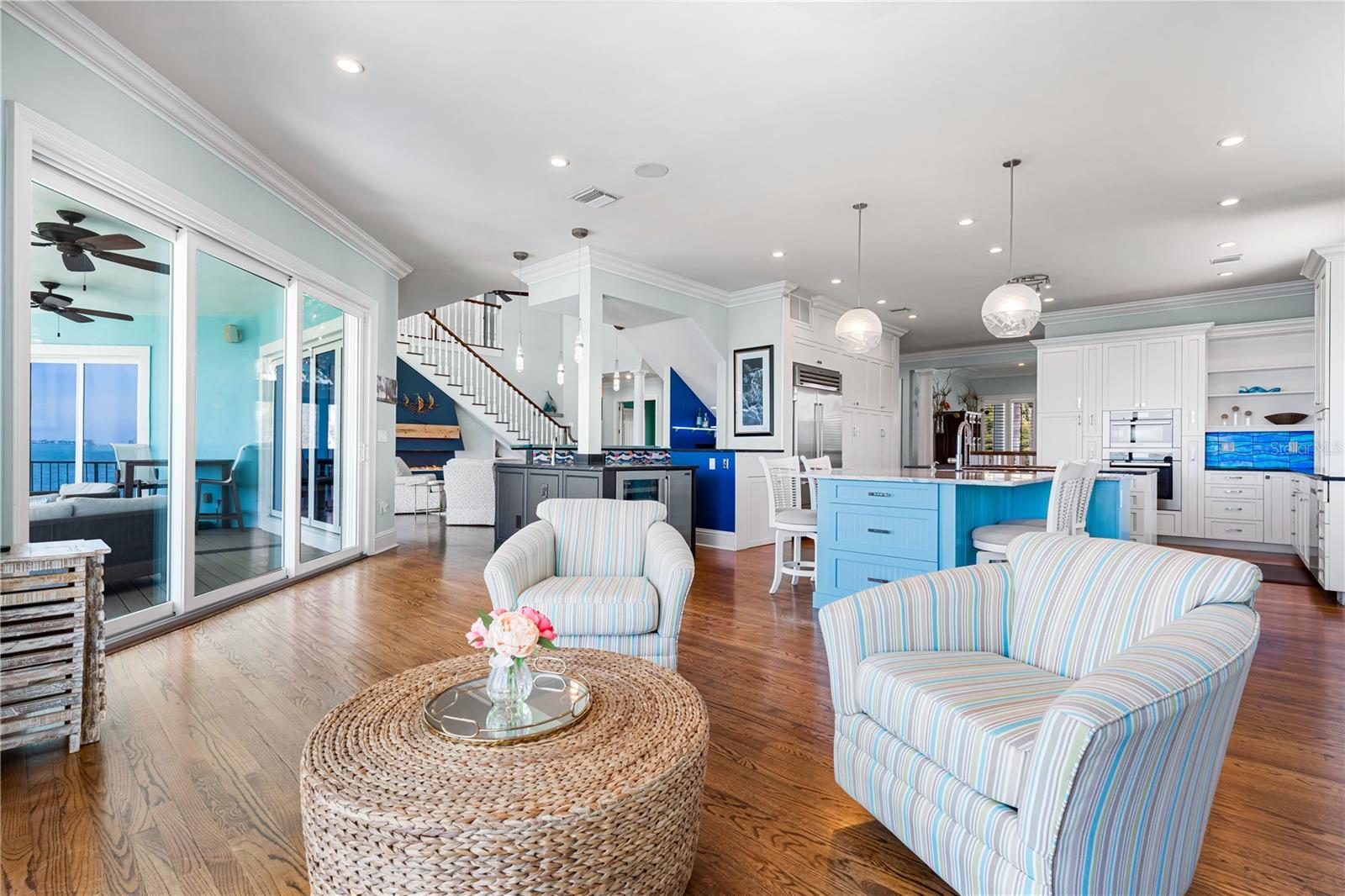 350 S SHORE DR — photo 23