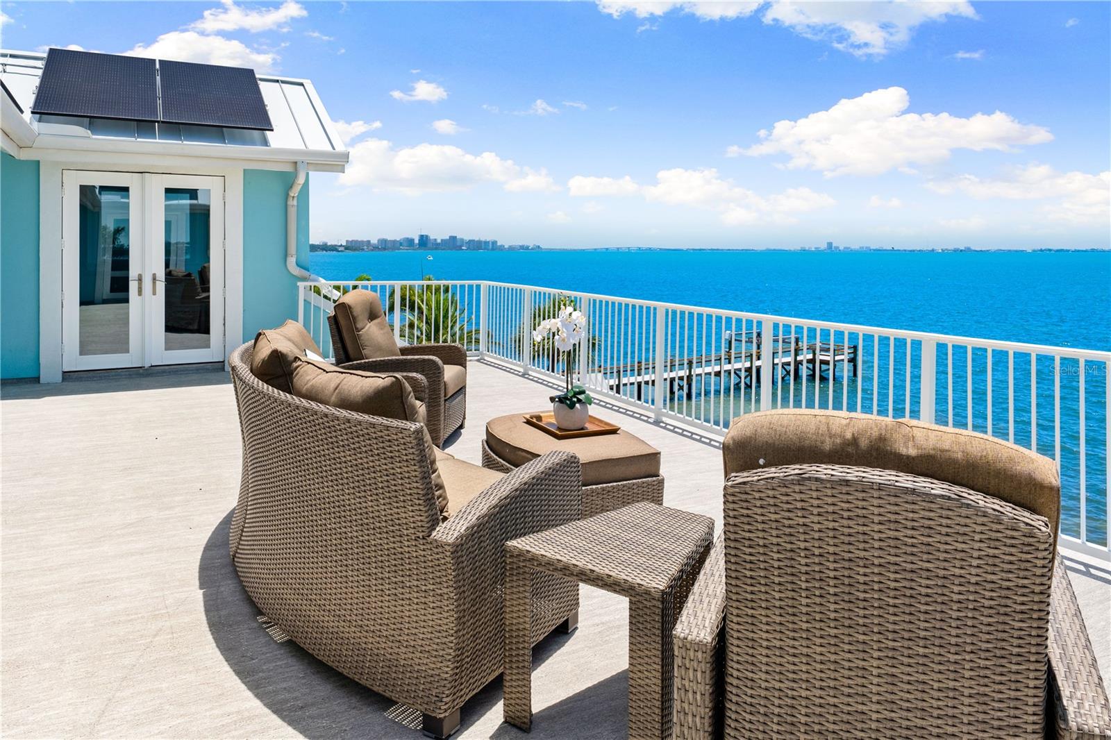 350 S SHORE DR — photo 37