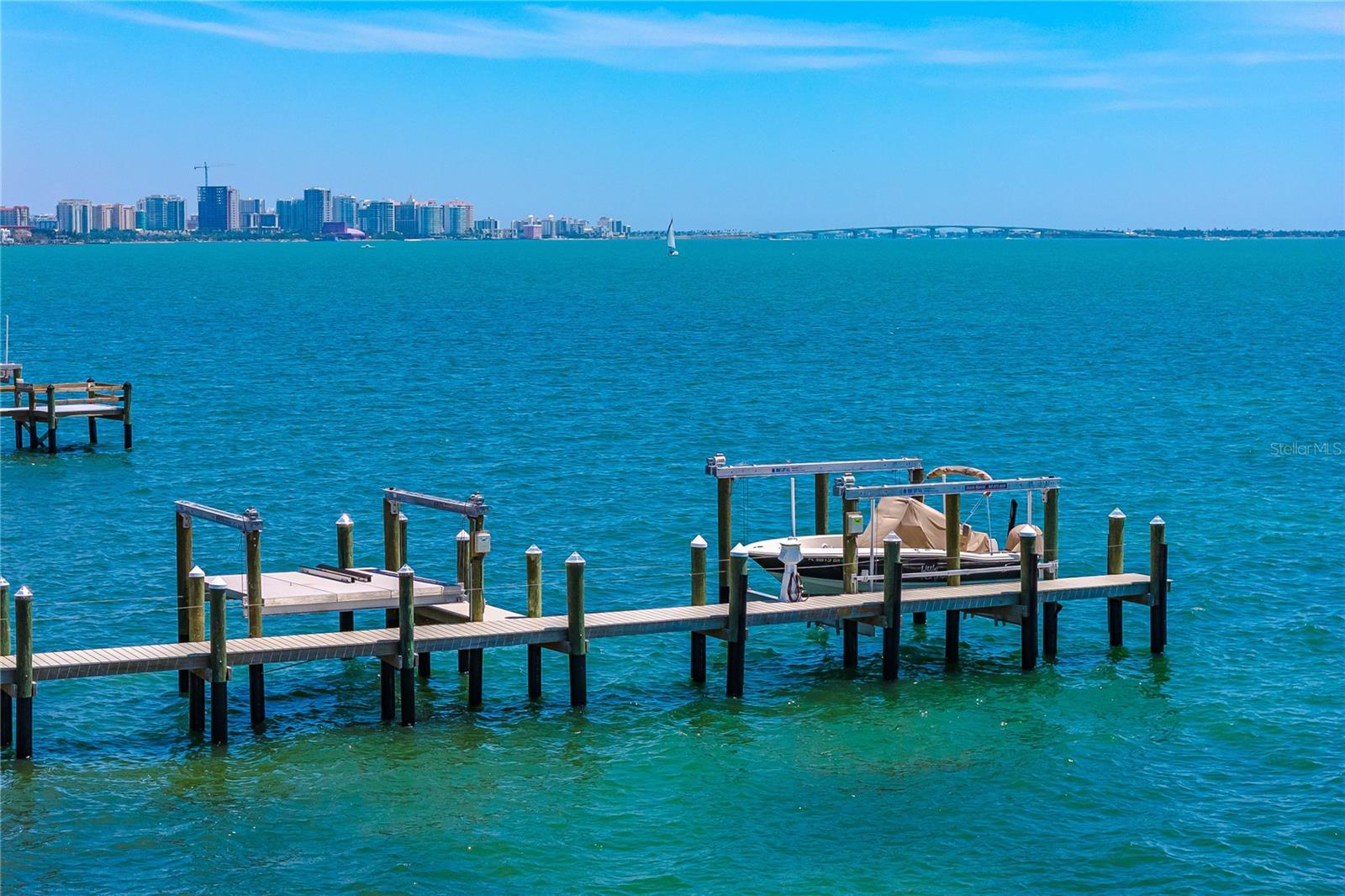 350 S SHORE DR — photo 5