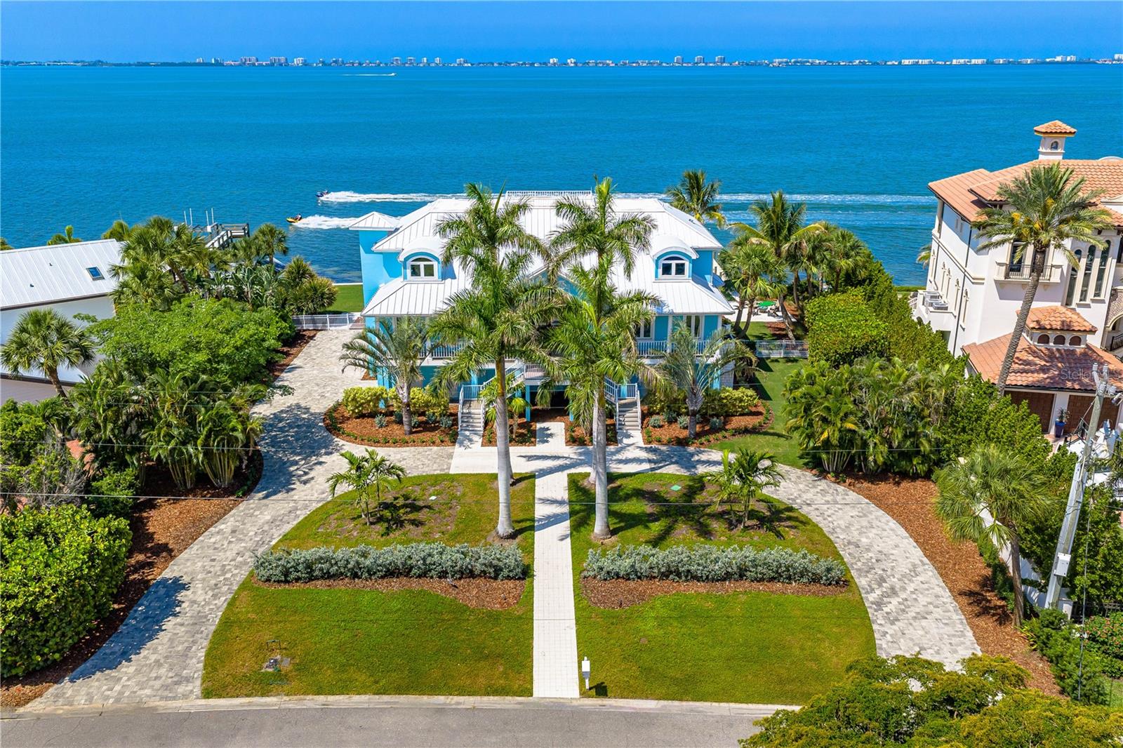 350 S SHORE DR — photo 2