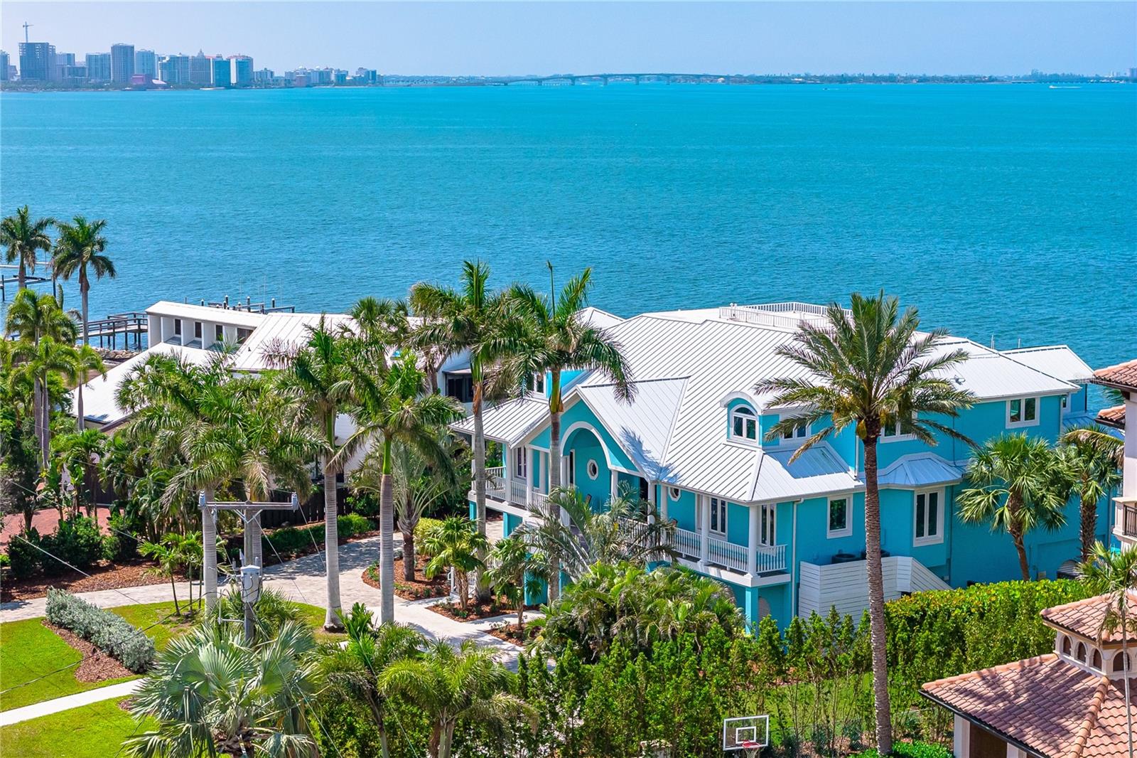 350 S SHORE DR — photo 55