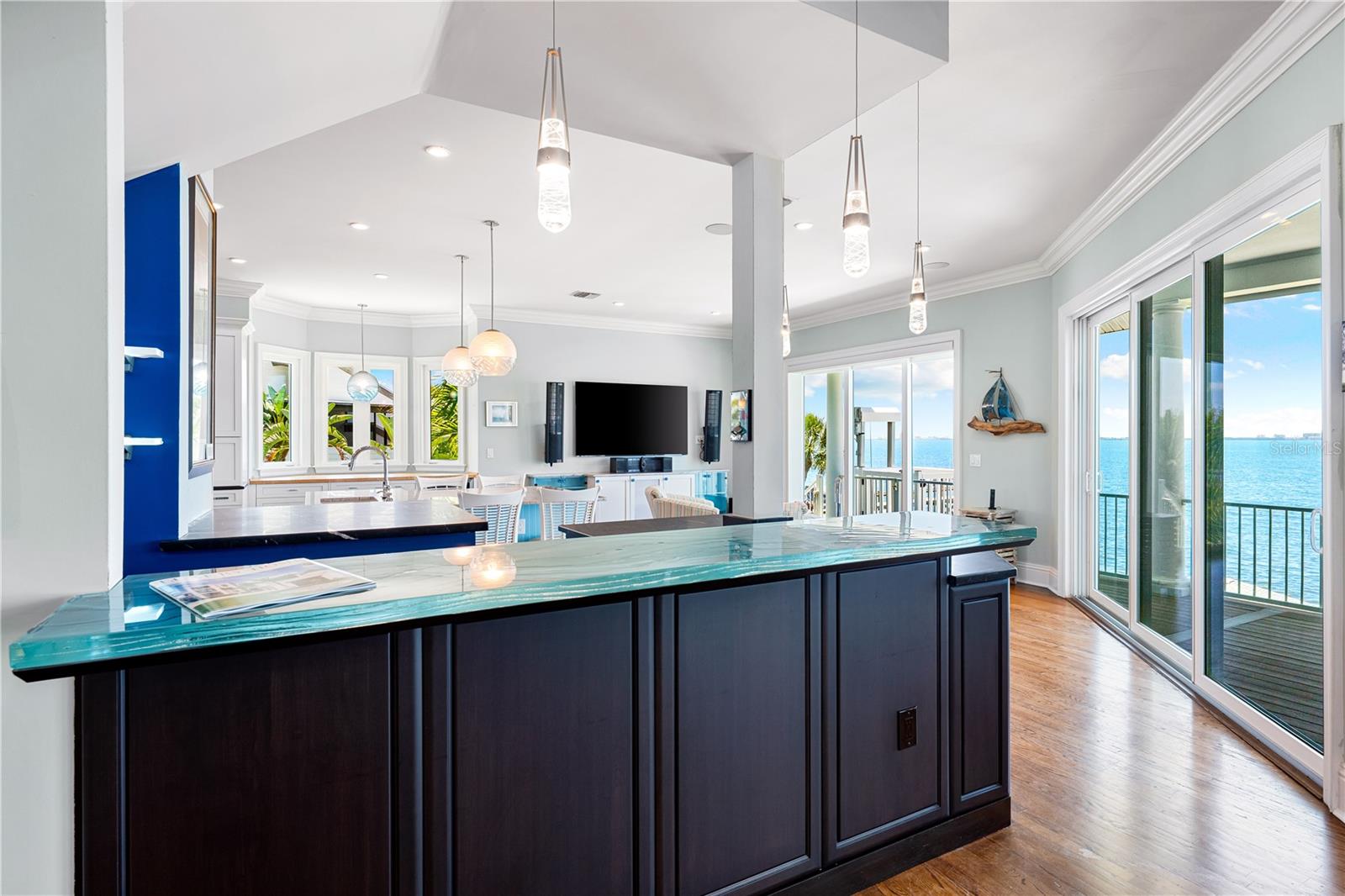 350 S SHORE DR — photo 18
