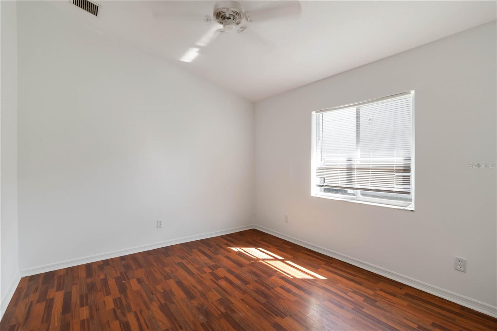 6214 35TH AVE E — photo 17