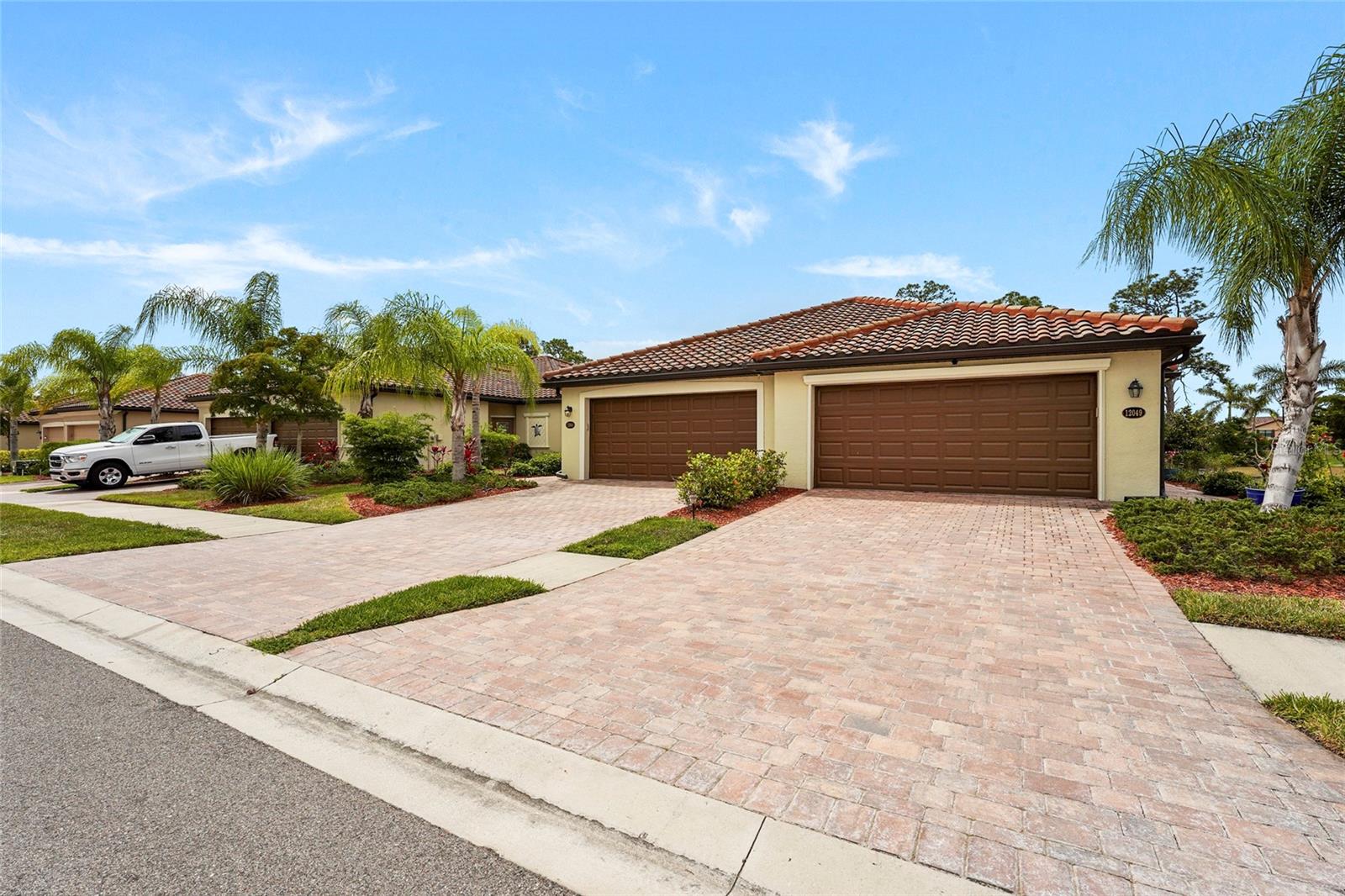 12055 AMICA LOOP — photo 4