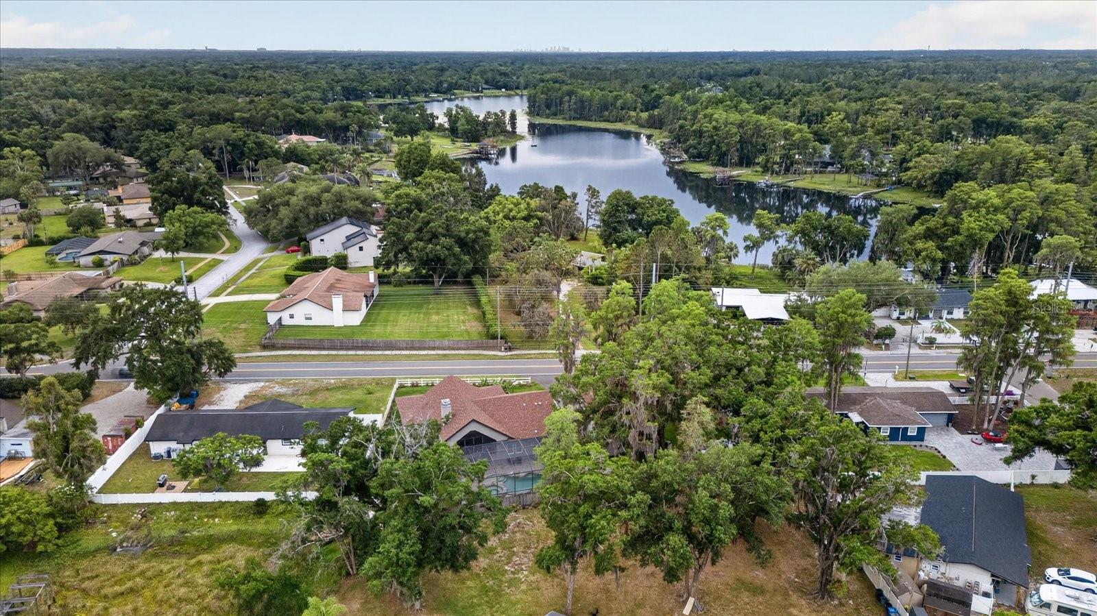 1208 SUNSET LN — photo 6
