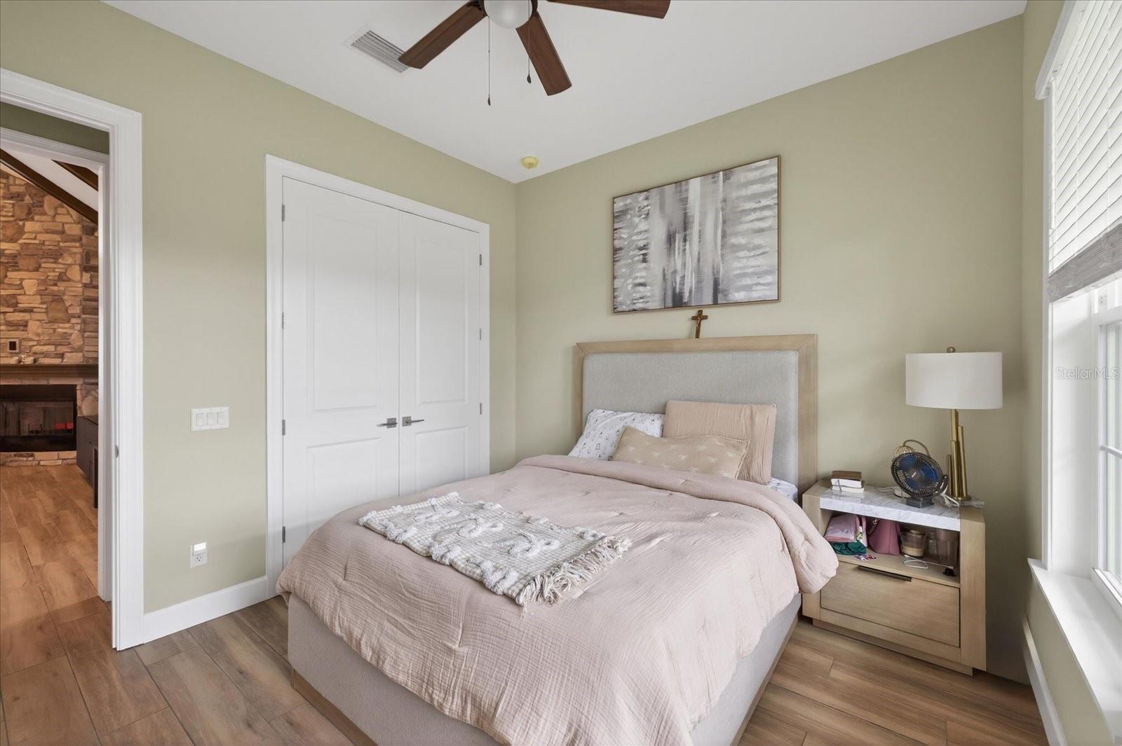 1208 SUNSET LN — photo 43