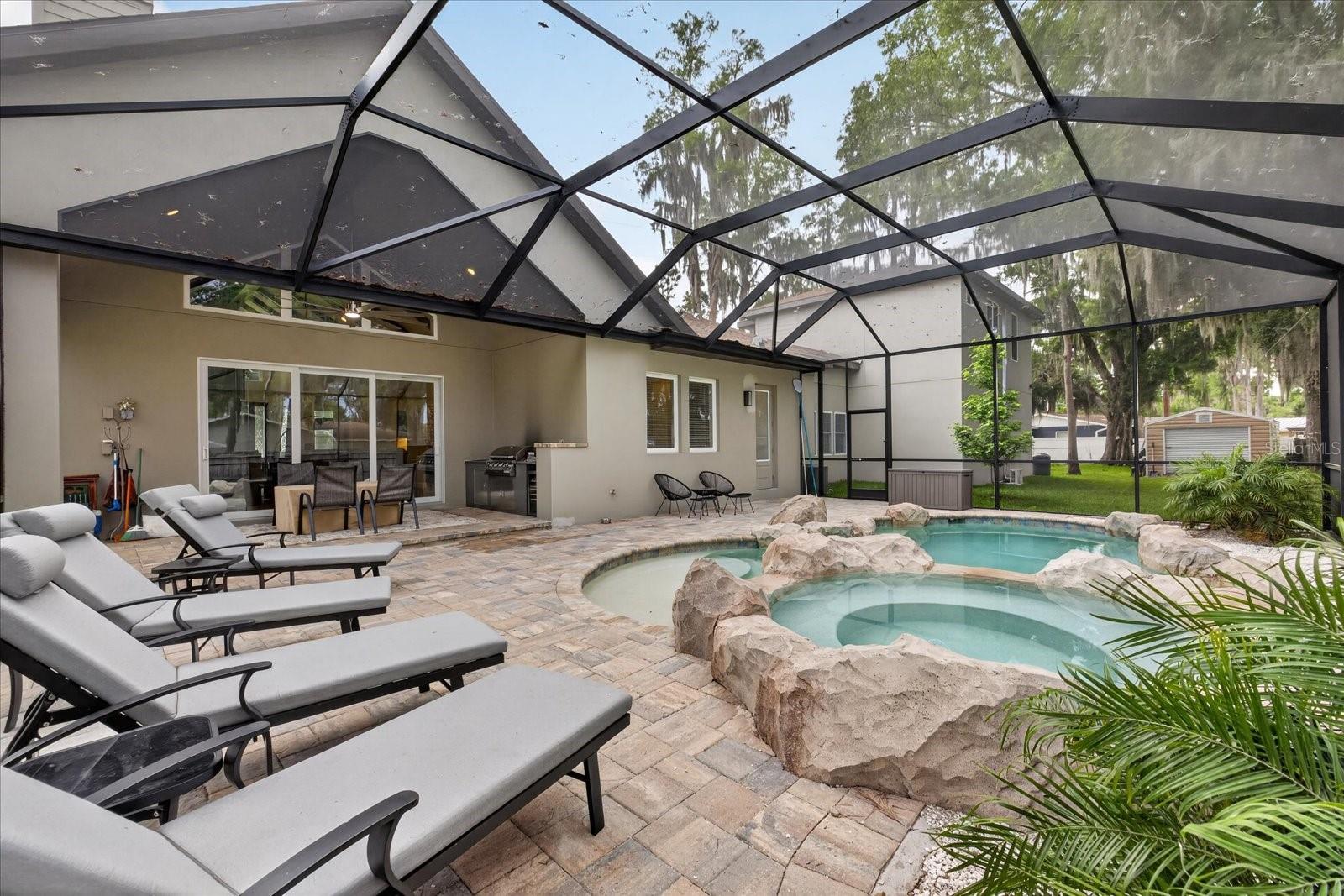 1208 SUNSET LN — photo 4