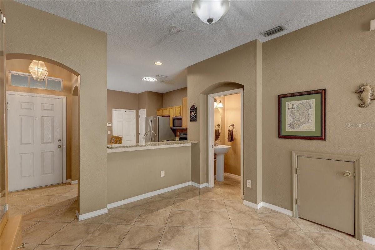 11208 WINDSOR PLACE CIR — photo 14
