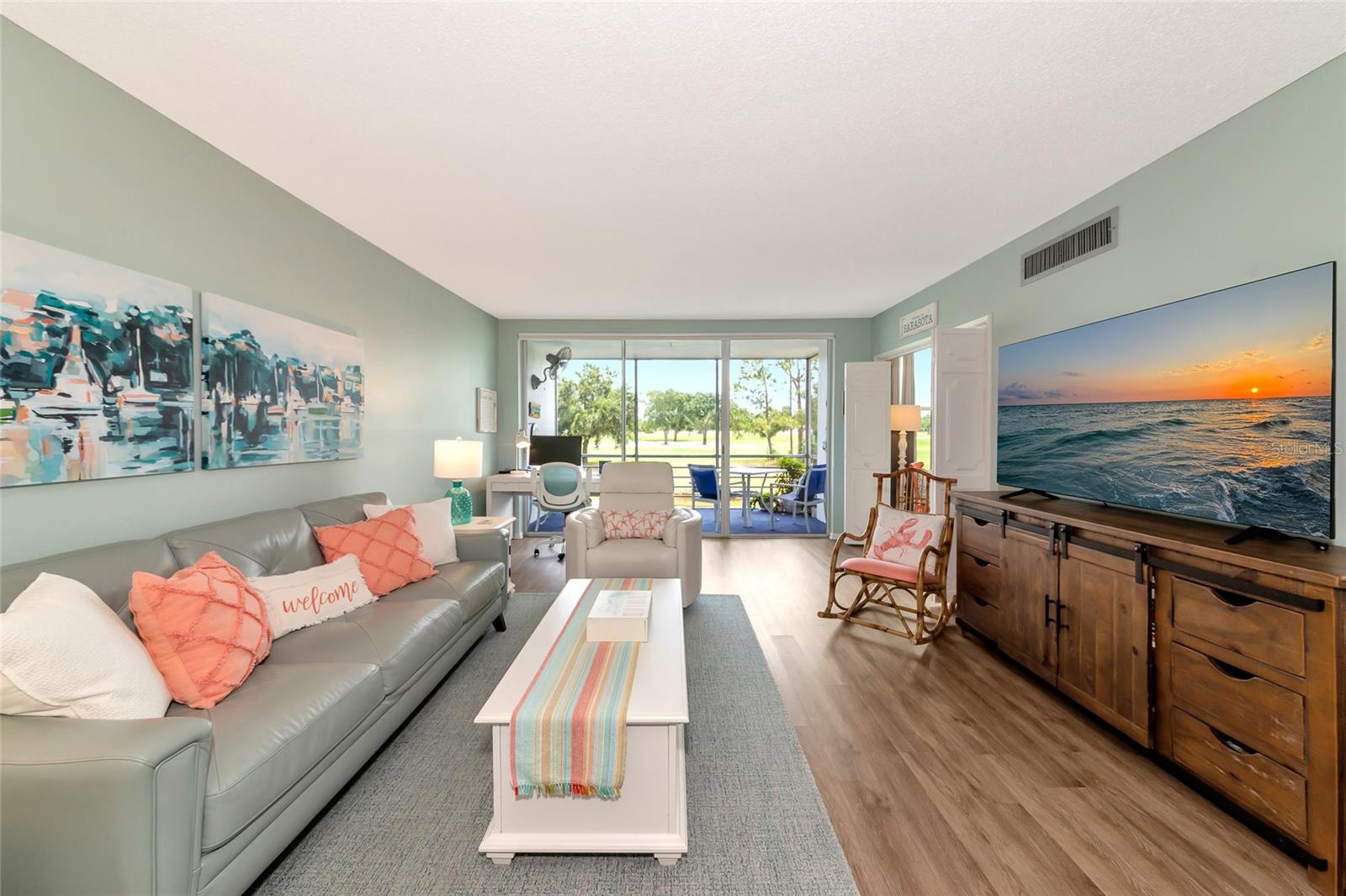 7461 W COUNTRY CLUB DR N #203 — photo 2