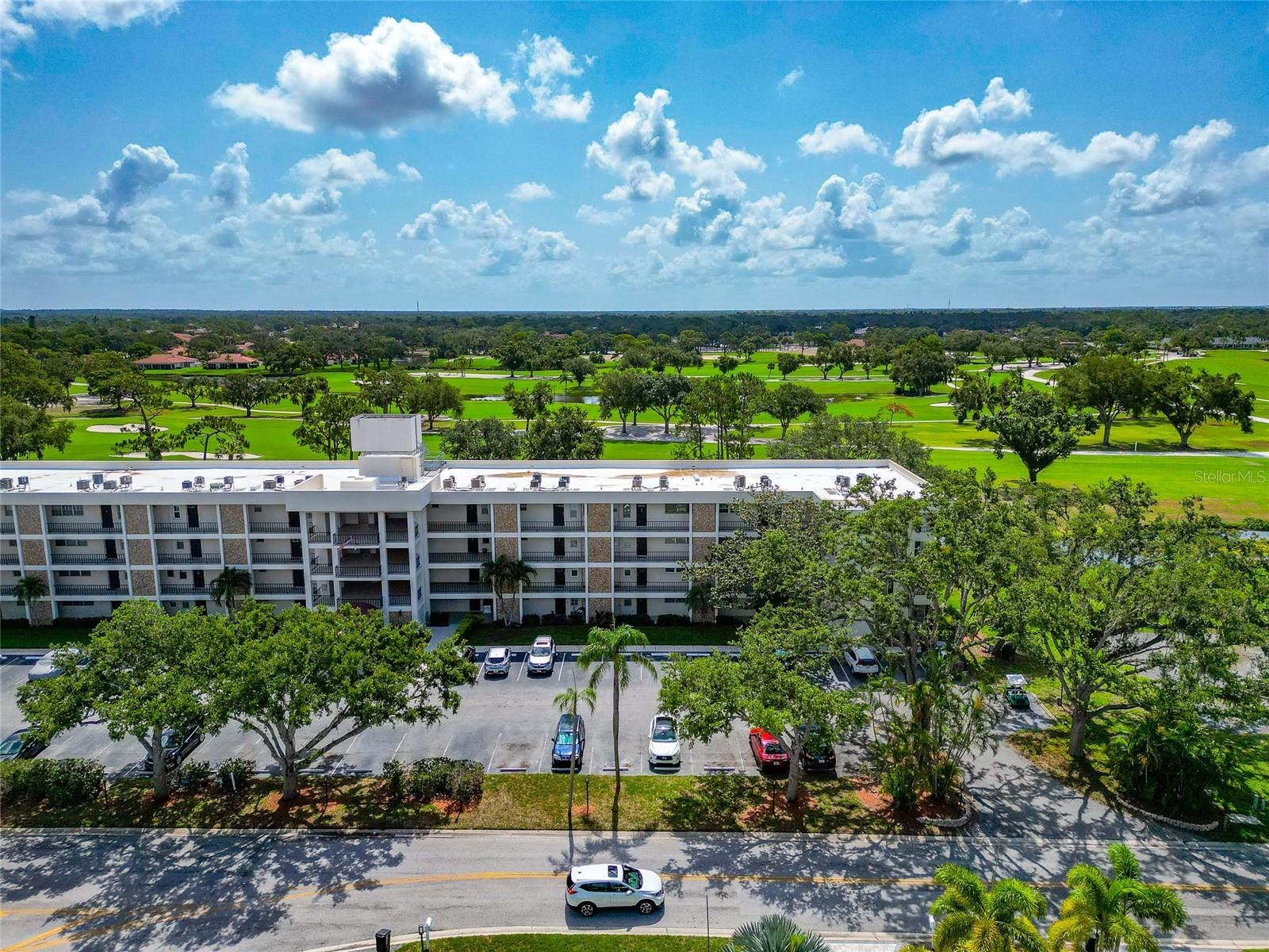 7461 W COUNTRY CLUB DR N #203 — photo 48