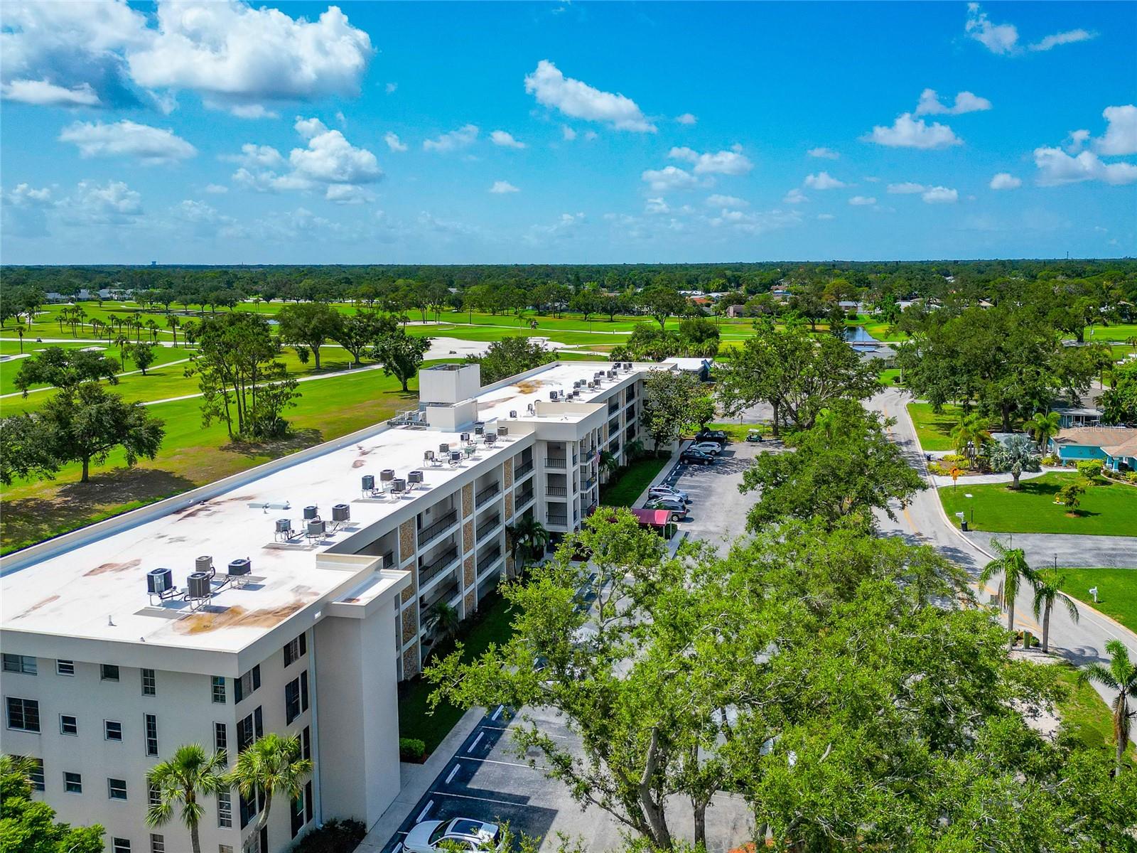 7461 W COUNTRY CLUB DR N #203 — photo 61