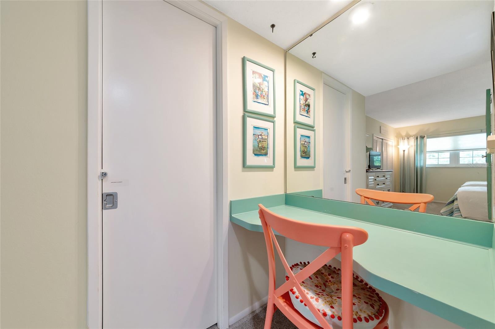 7461 W COUNTRY CLUB DR N #203 — photo 28