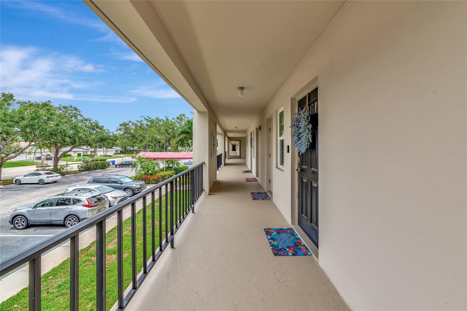 7461 W COUNTRY CLUB DR N #203 — photo 34