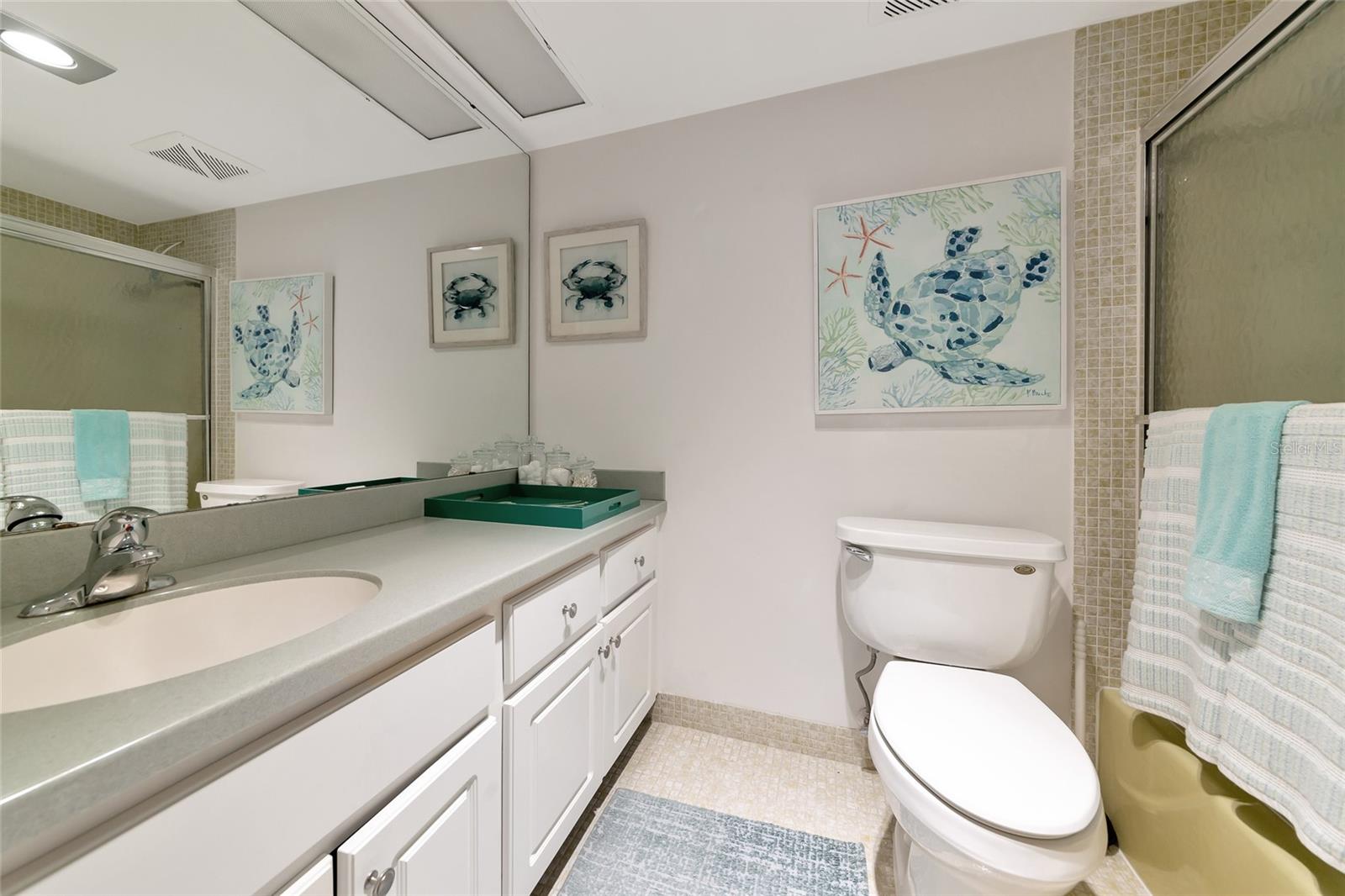 7461 W COUNTRY CLUB DR N #203 — photo 29