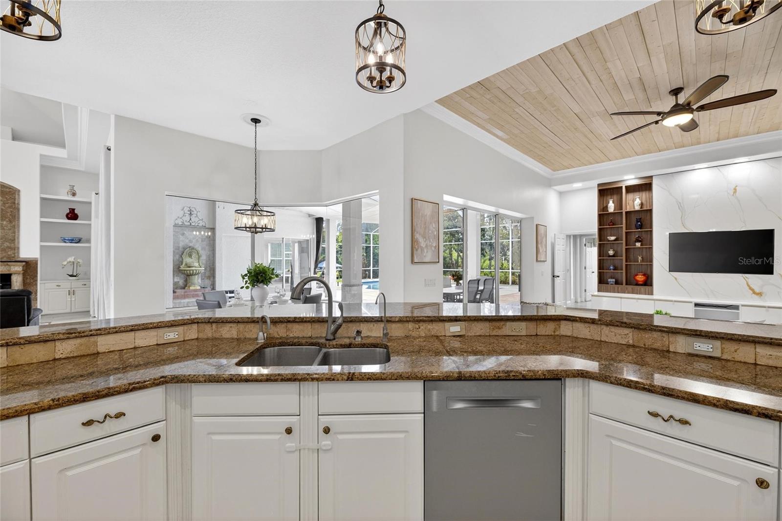 6353 W MACLAURIN DR — photo 25
