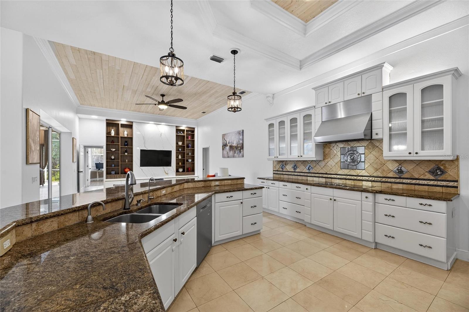 6353 W MACLAURIN DR — photo 28
