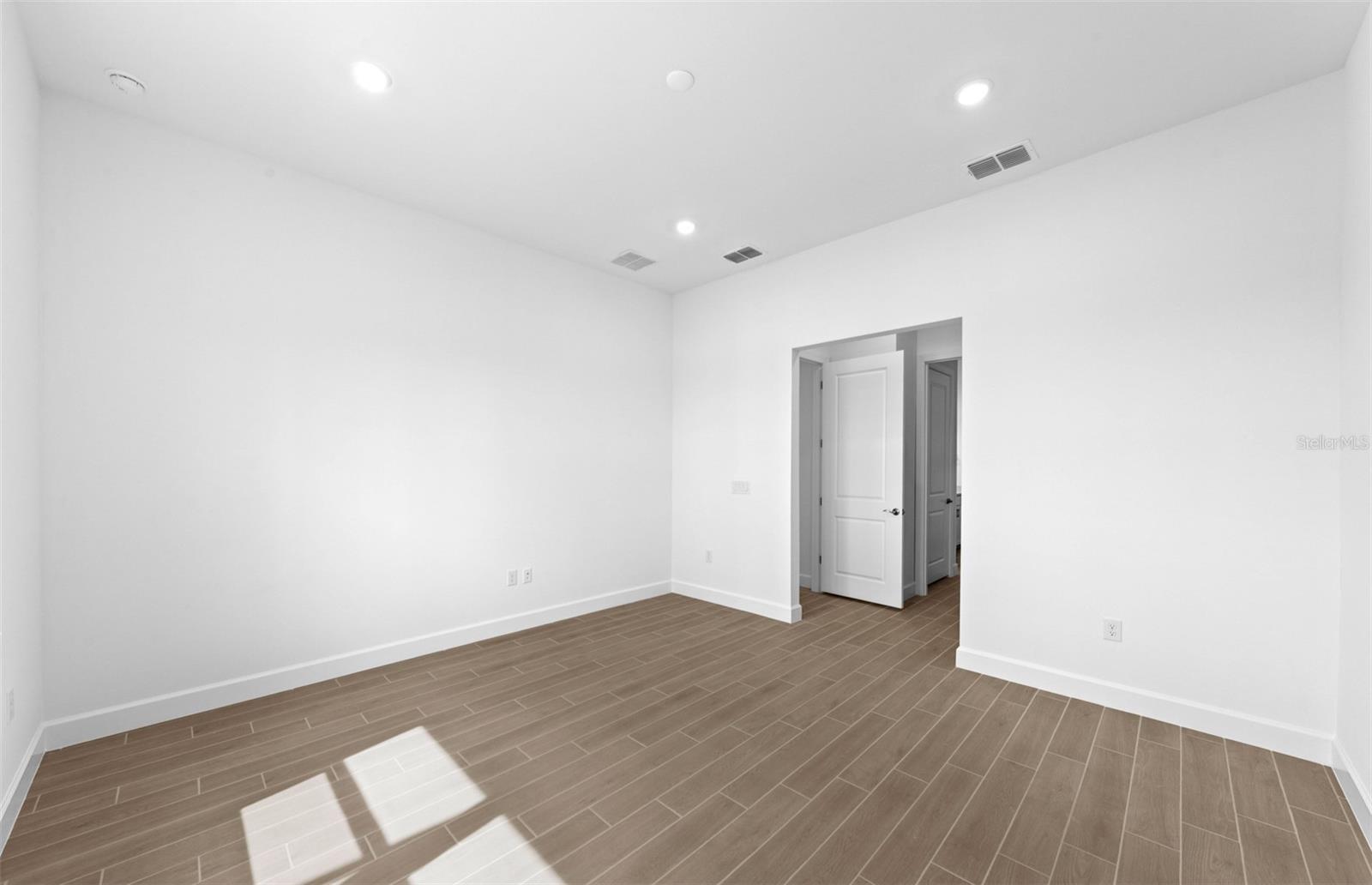 10362 BLUE RUNNER DR — photo 12