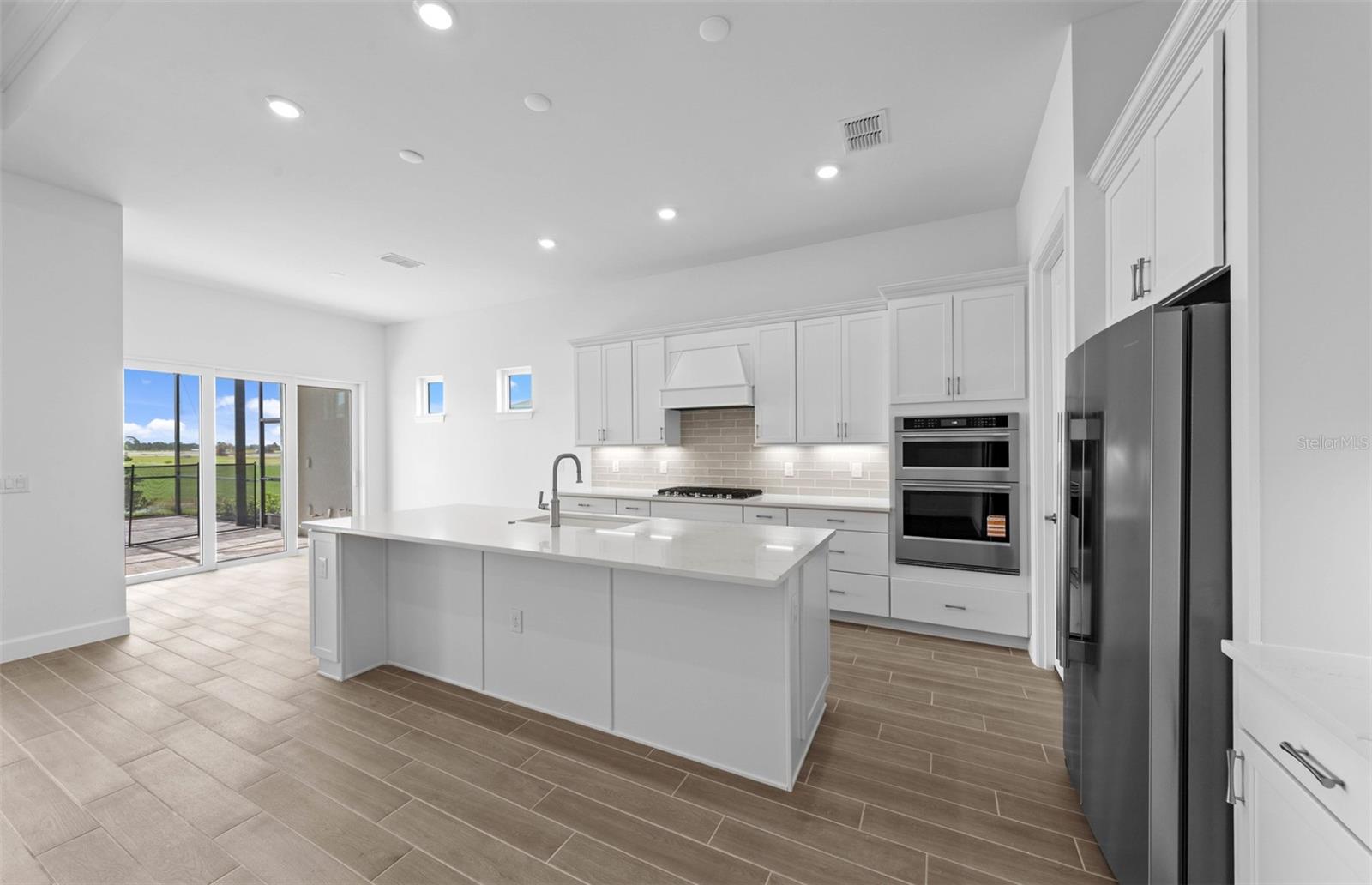 10362 BLUE RUNNER DR — photo 10