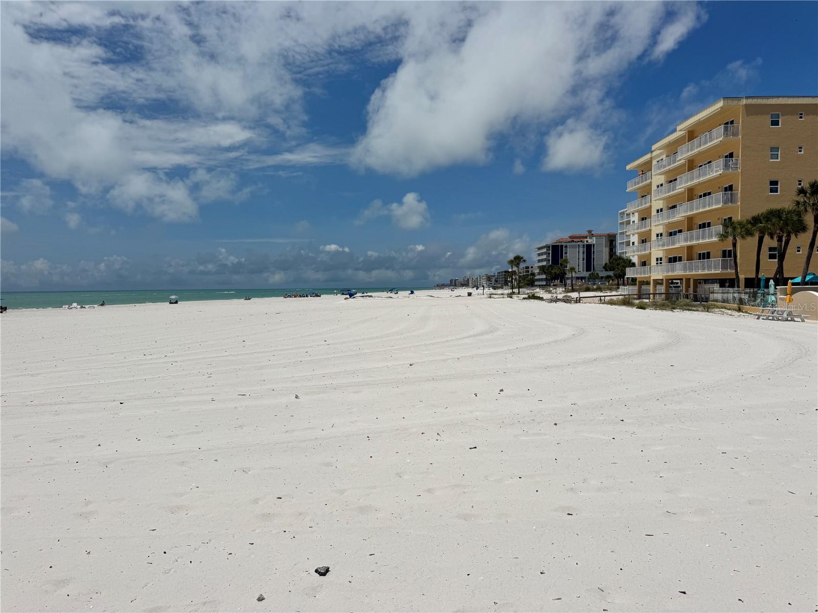 13343 GULF BLVD #14 — photo 31