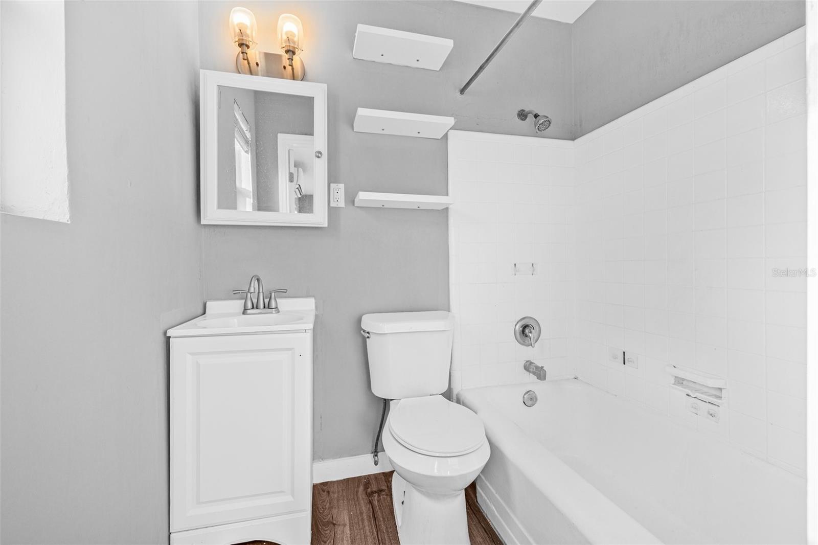 30 LYNN WAY — photo 9