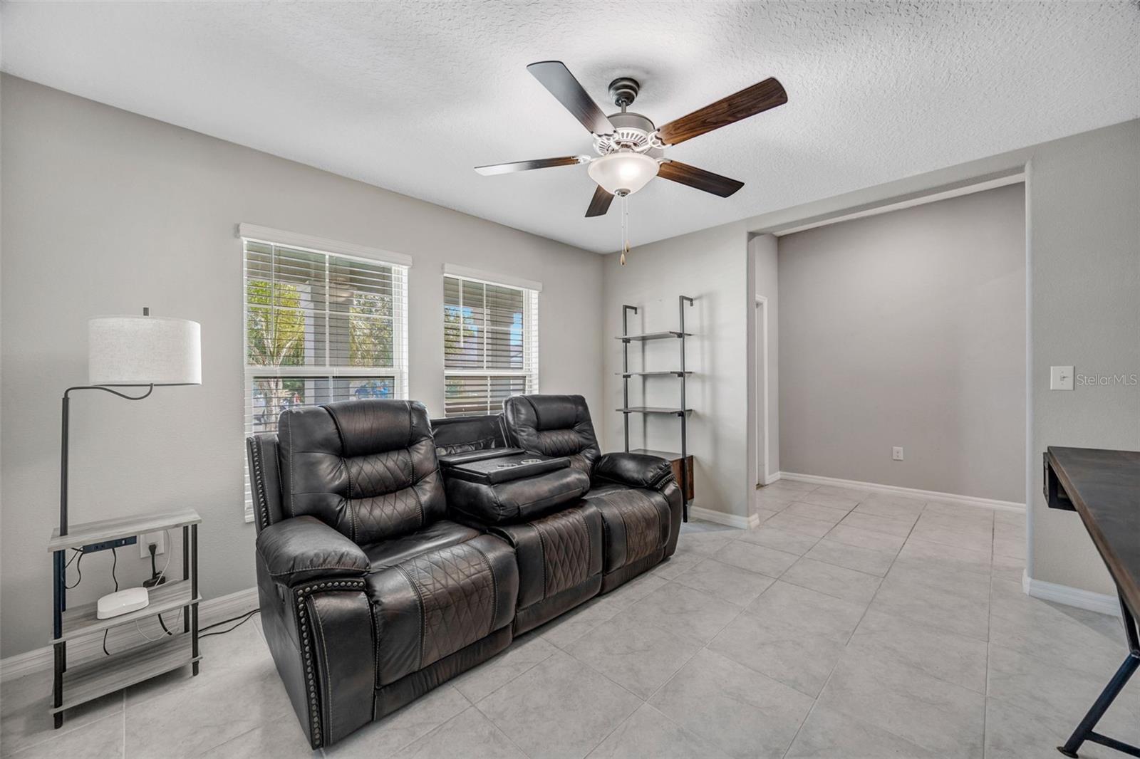 138 RAIN BERRY AVE — photo 8