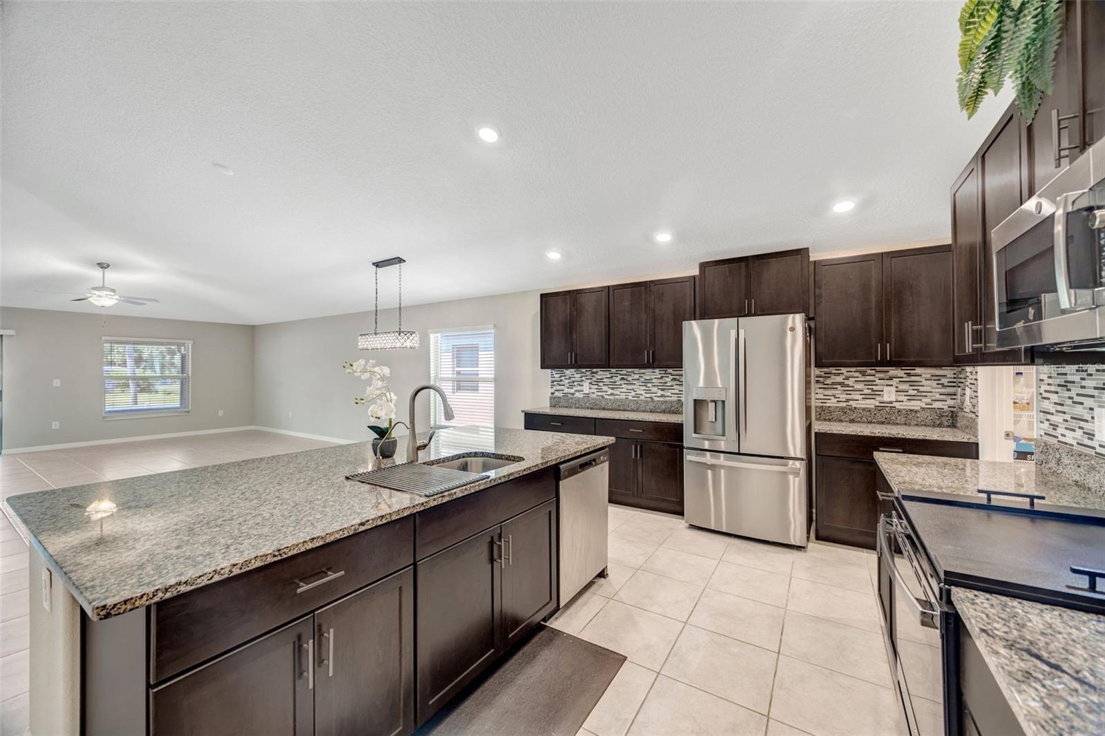 138 RAIN BERRY AVE — photo 43
