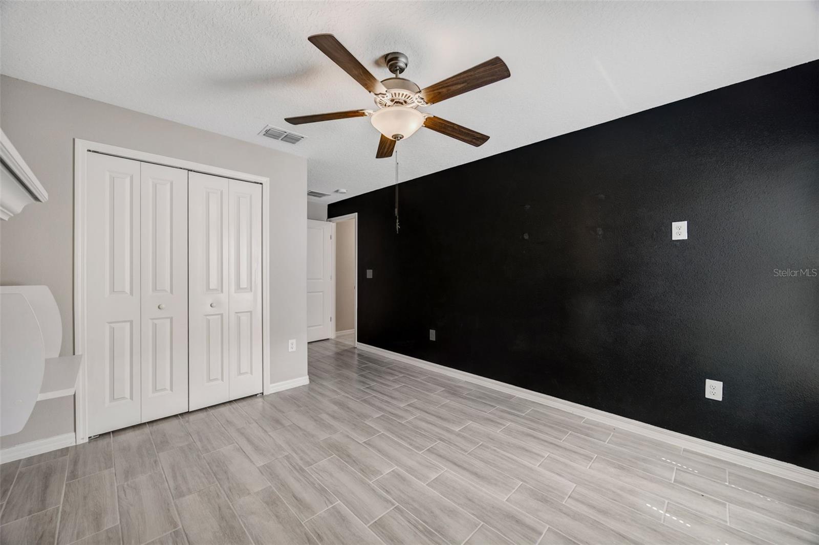 138 RAIN BERRY AVE — photo 23