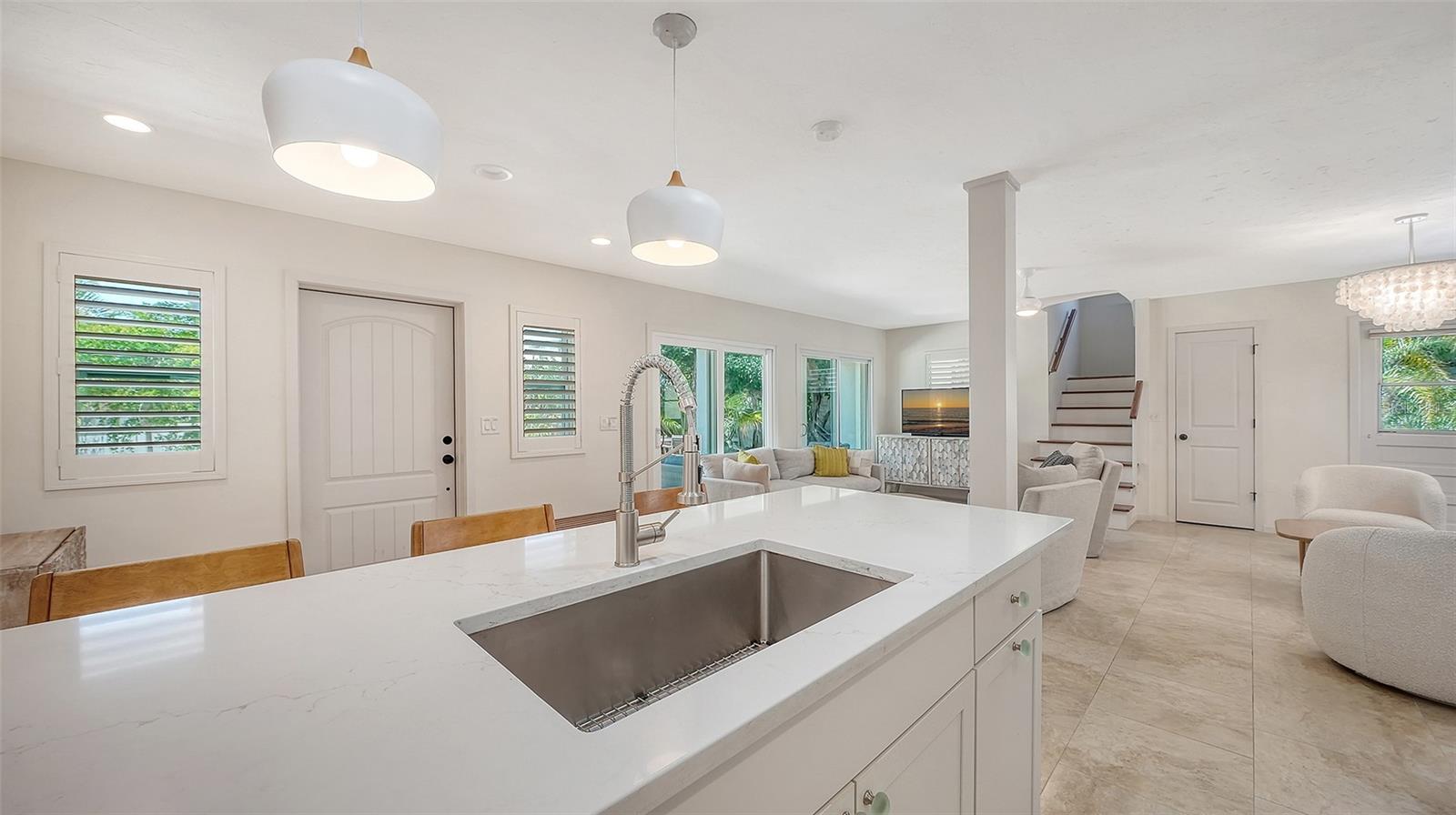 3708 SANDSPUR LN — photo 21