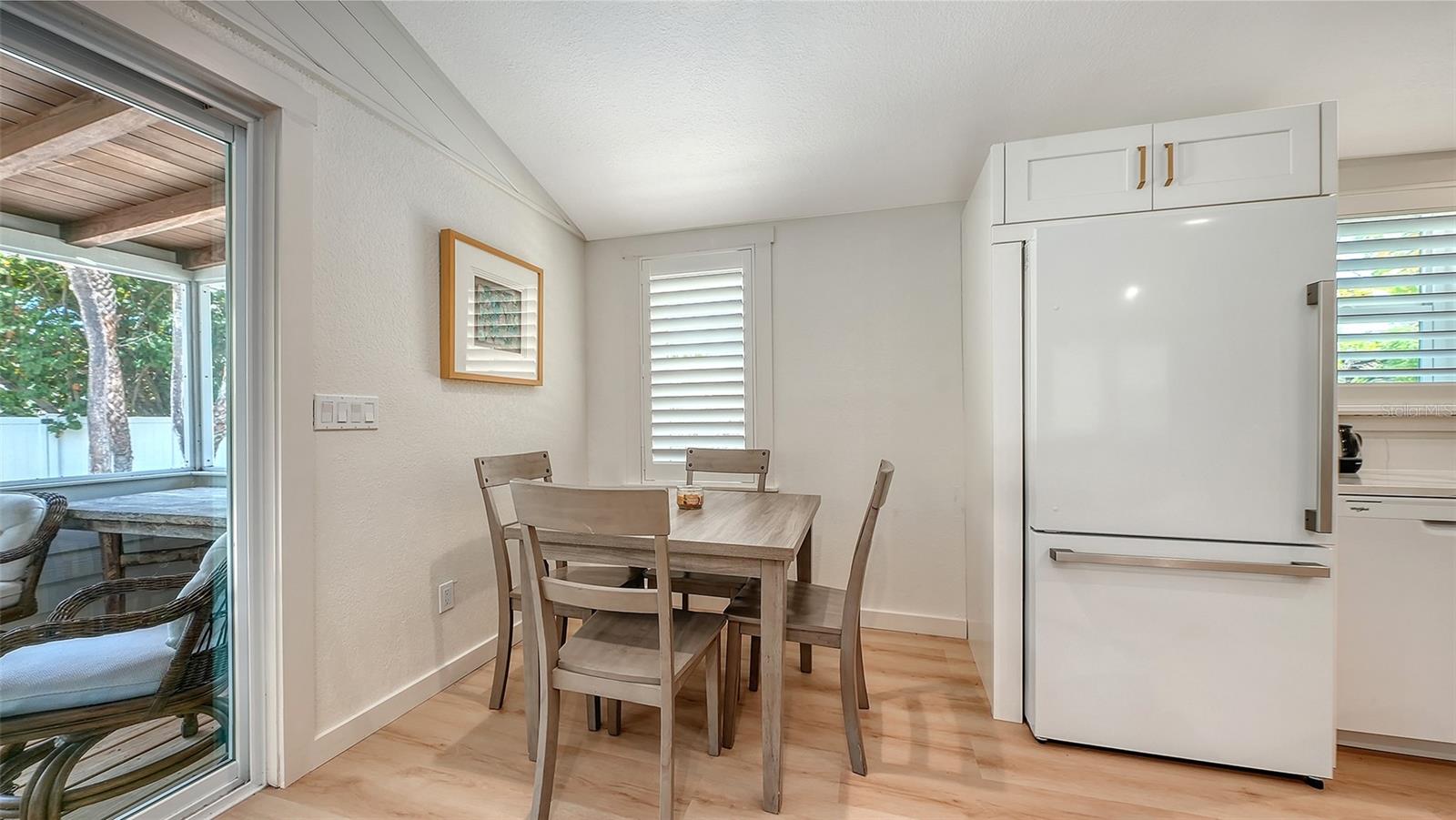 3708 SANDSPUR LN — photo 45