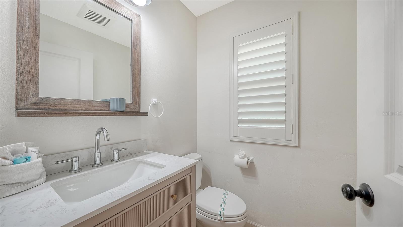 3708 SANDSPUR LN — photo 16