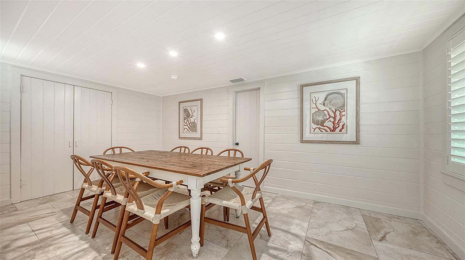 3708 SANDSPUR LN — photo 23