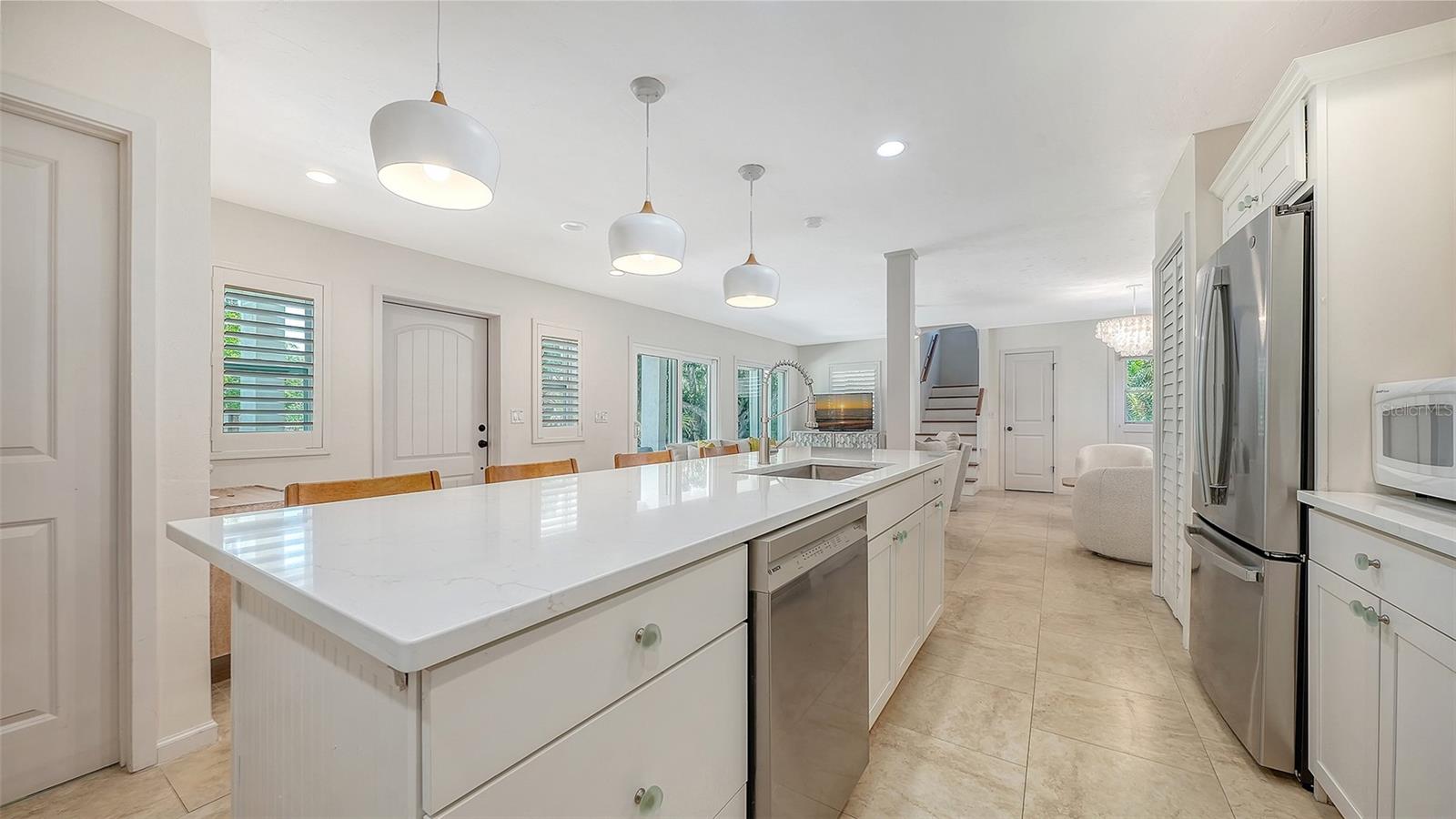 3708 SANDSPUR LN — photo 19