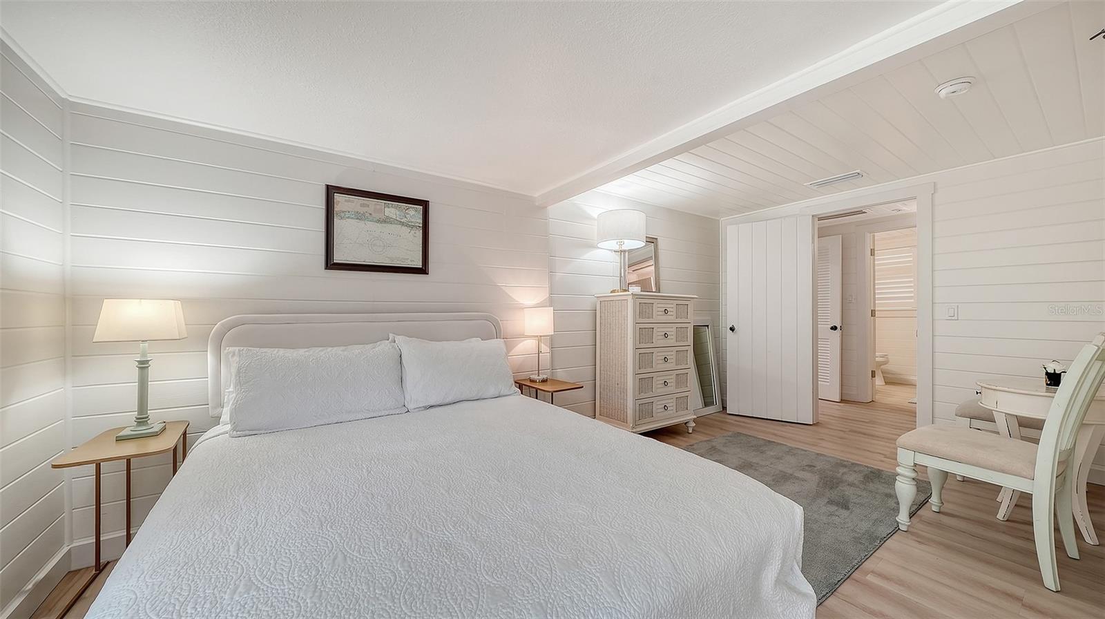 3708 SANDSPUR LN — photo 48