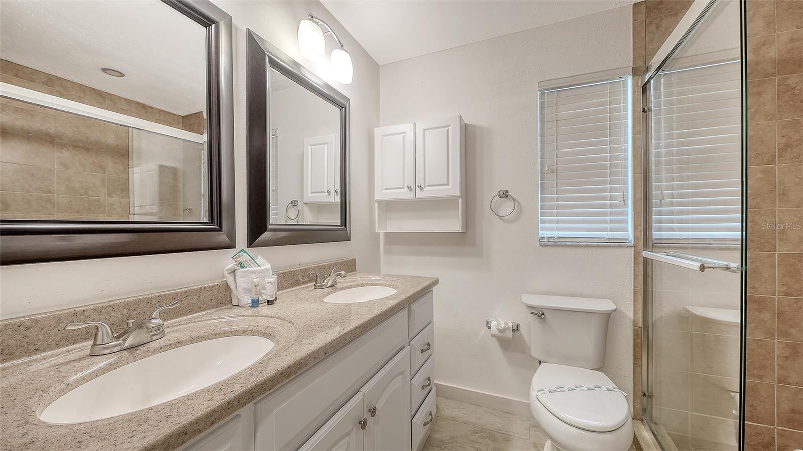 3708 SANDSPUR LN — photo 31