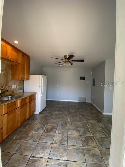 512 BARCELONA AVE #4 — photo 3