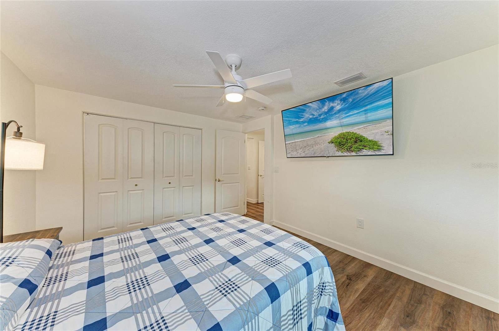 2317 S TUTTLE AVE — photo 22