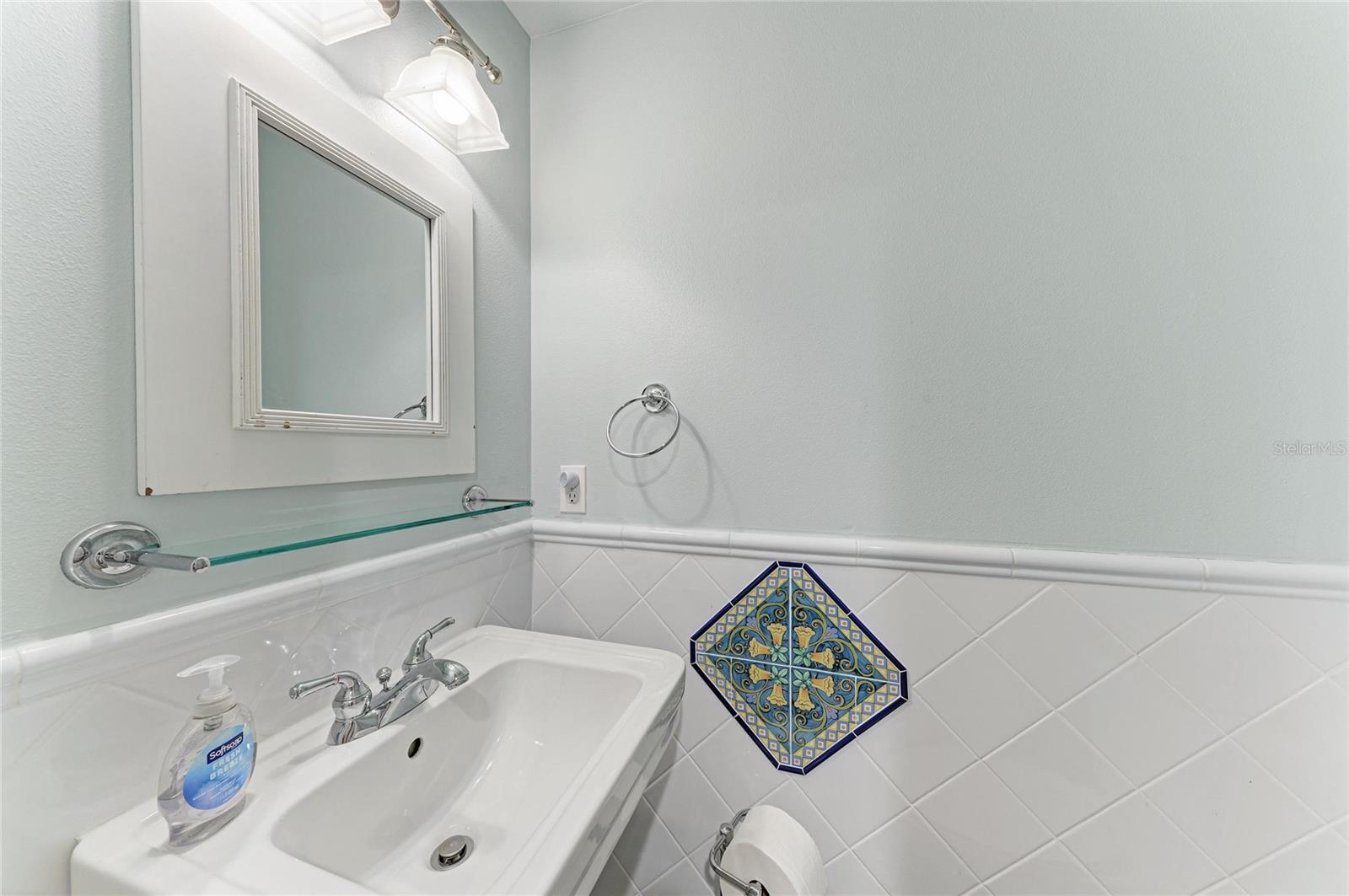 101 PALM AVE #1 — photo 25