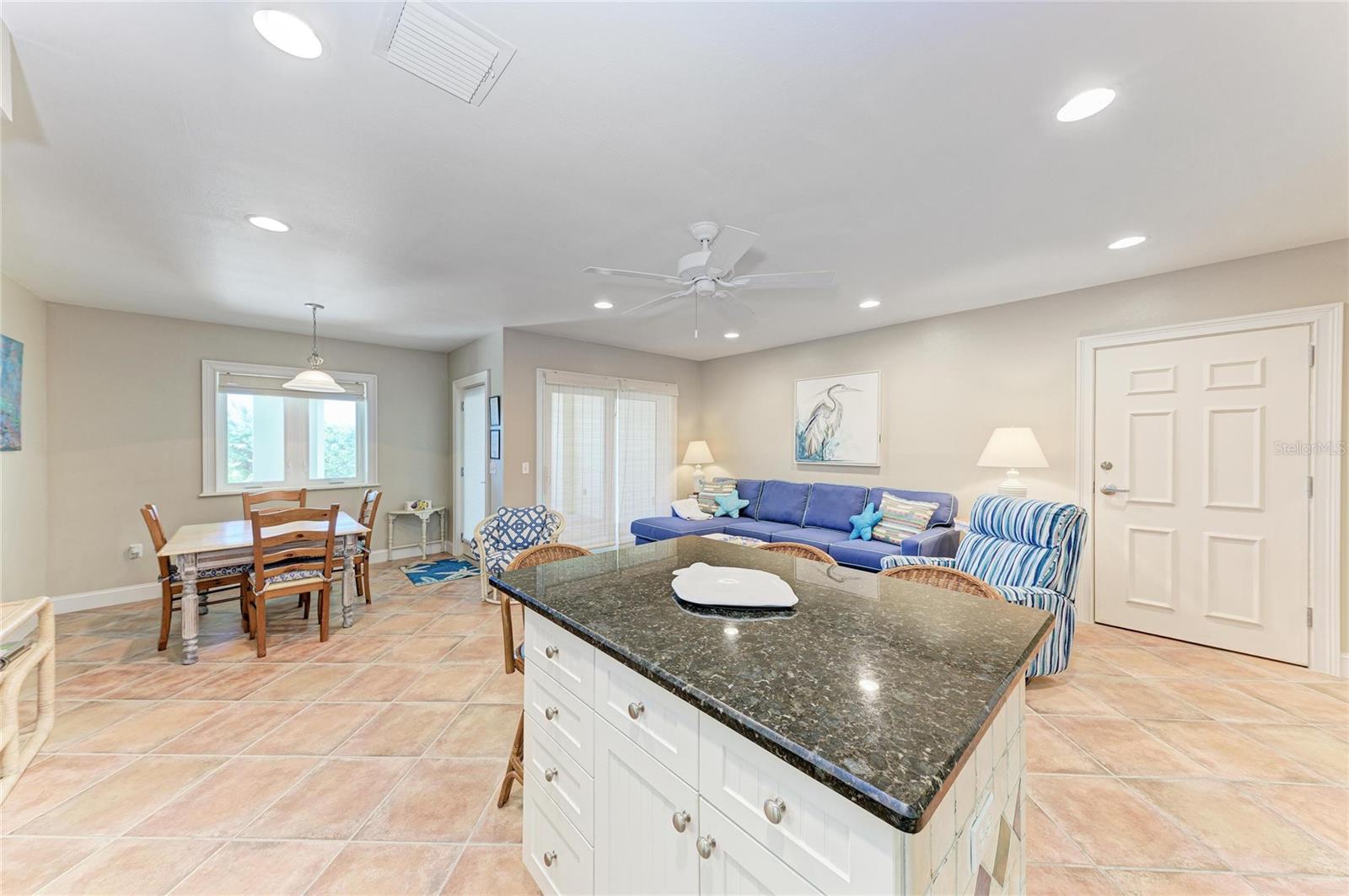 101 PALM AVE #1 — photo 15