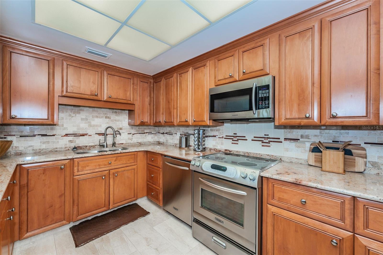 6 BELLEVIEW BLVD #306 — photo 6
