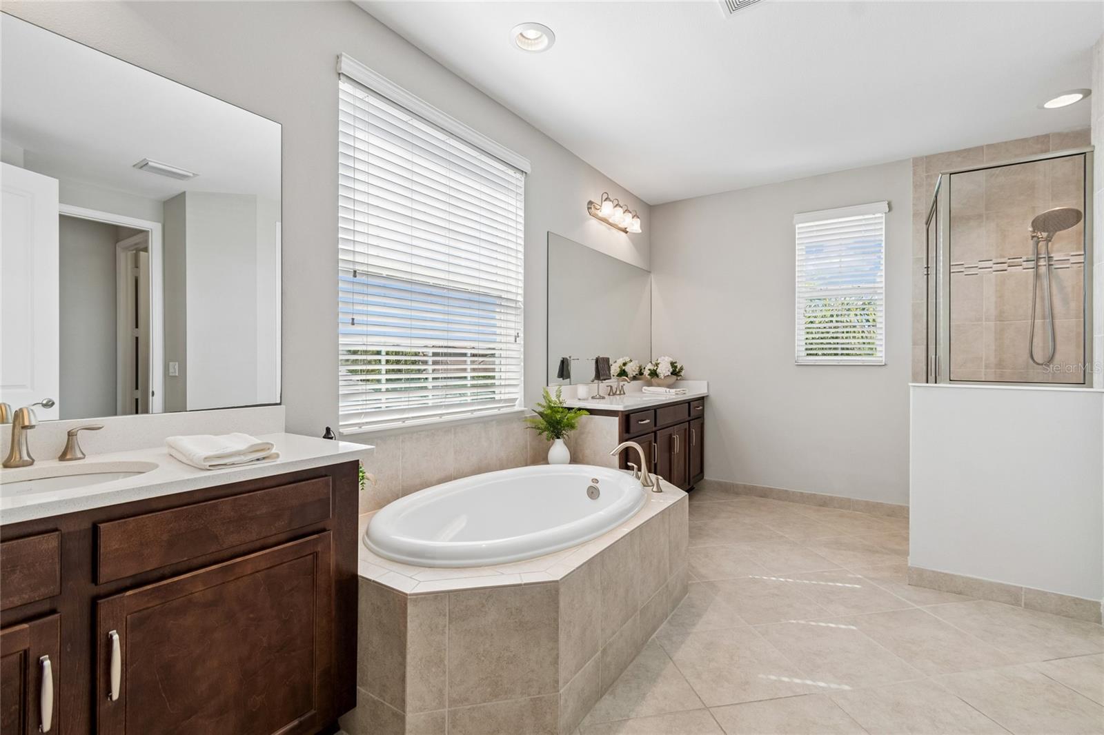 30229 SOUTHERNWOOD CT — photo 57