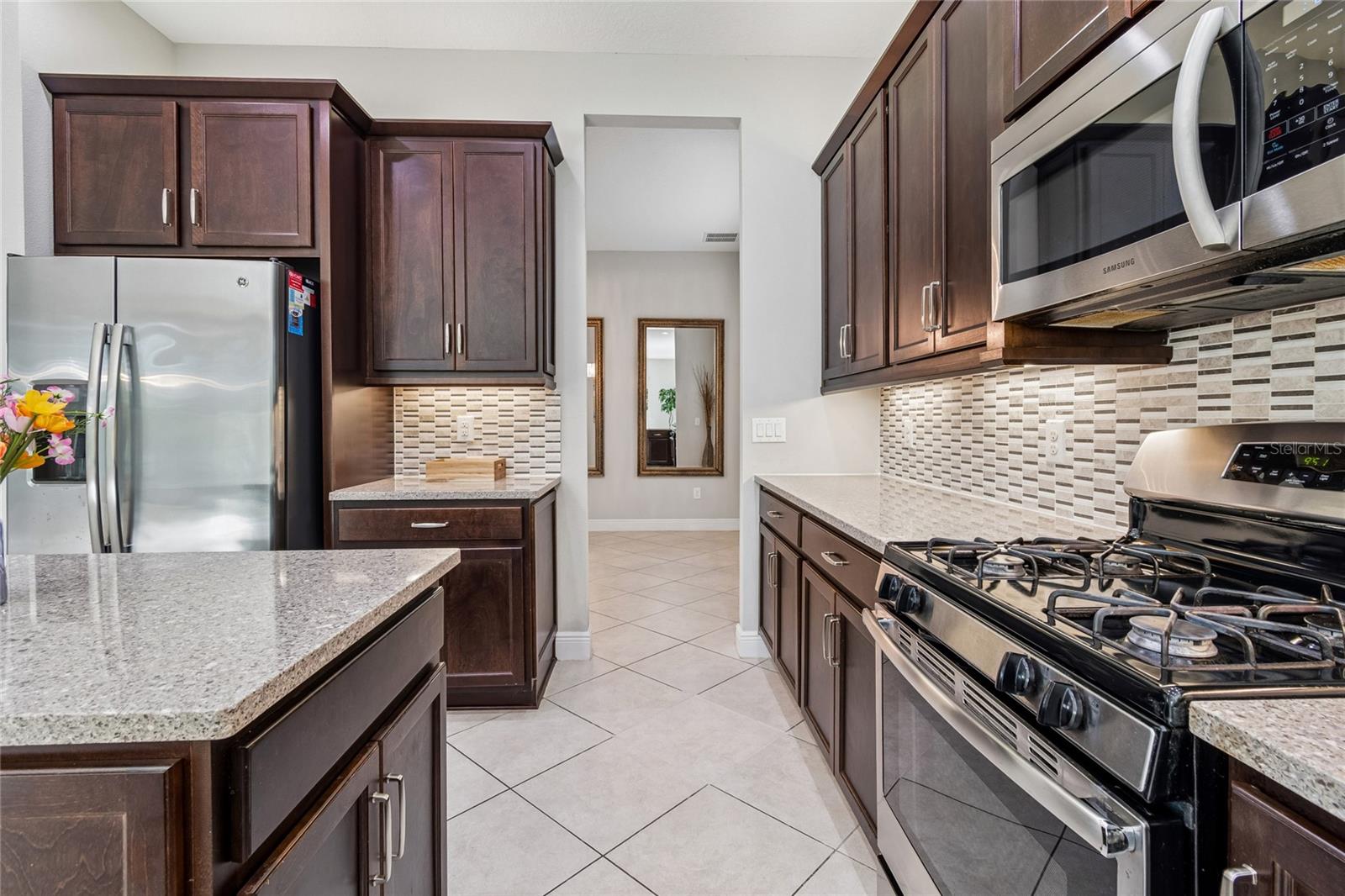 30229 SOUTHERNWOOD CT — photo 24