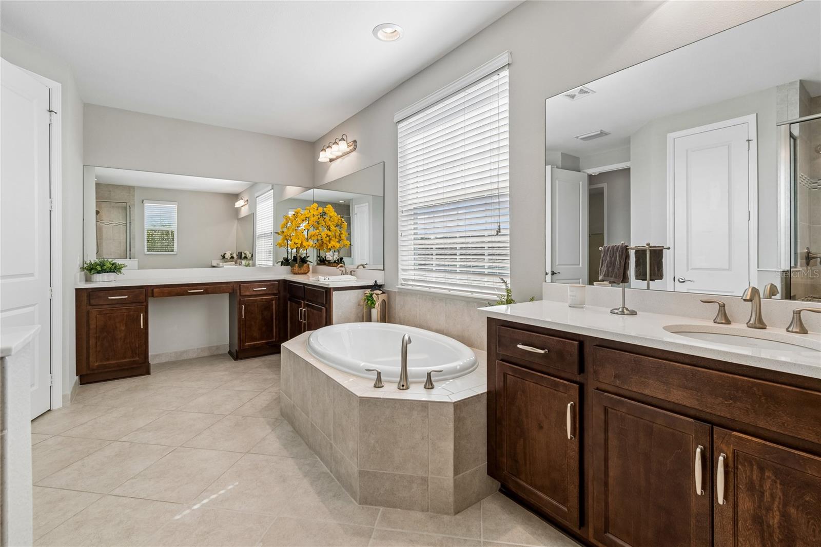 30229 SOUTHERNWOOD CT — photo 55